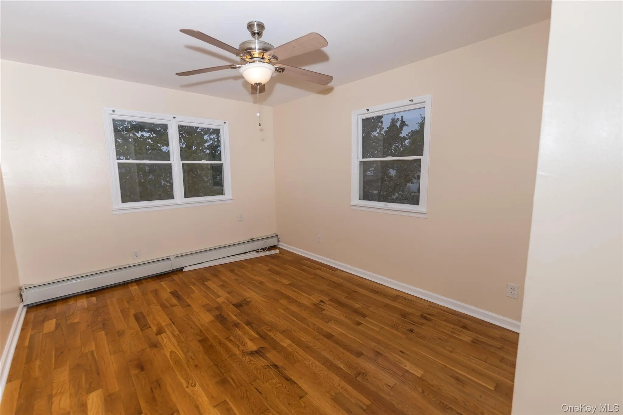 27 Park Place, Hempstead, NY, 3 Bedrooms Bedrooms, 6 Rooms Rooms,1 BathroomBathrooms,Residential Lease,For Rent,Park,0,990799 27 Park Place, Hempstead, NY, 3 Bedrooms Bedrooms, 6 Rooms Rooms,1 BathroomBathrooms,Residential Lease,For Rent,Park,0,990799