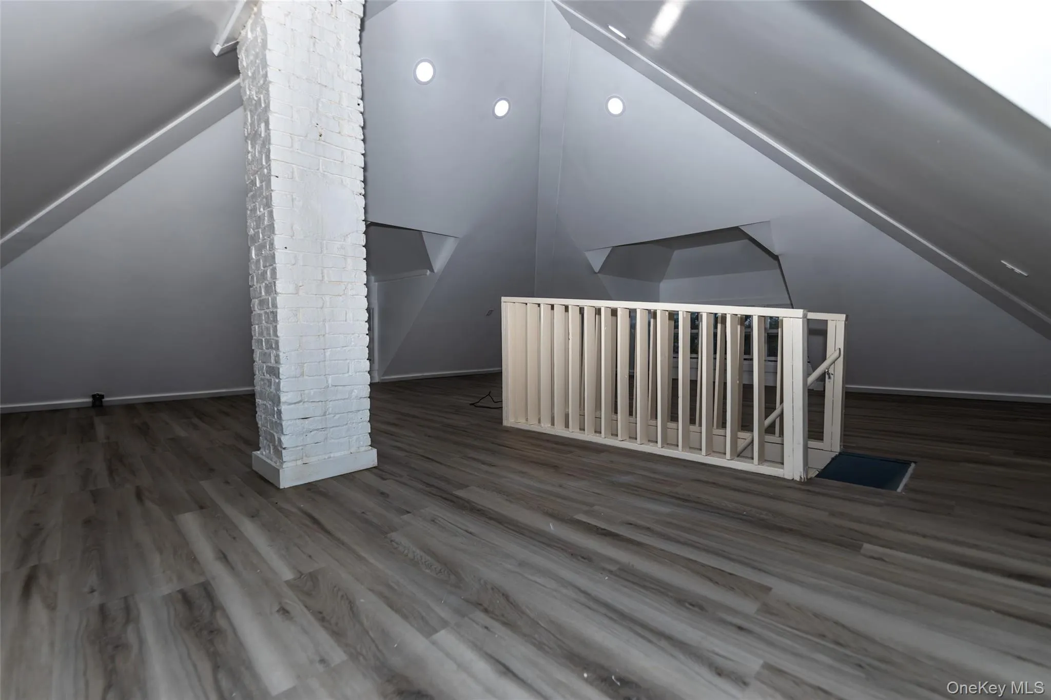 27 Park Place, Hempstead, NY, 3 Bedrooms Bedrooms, 6 Rooms Rooms,1 BathroomBathrooms,Residential Lease,For Rent,Park,0,990799 27 Park Place, Hempstead, NY, 3 Bedrooms Bedrooms, 6 Rooms Rooms,1 BathroomBathrooms,Residential Lease,For Rent,Park,0,990799