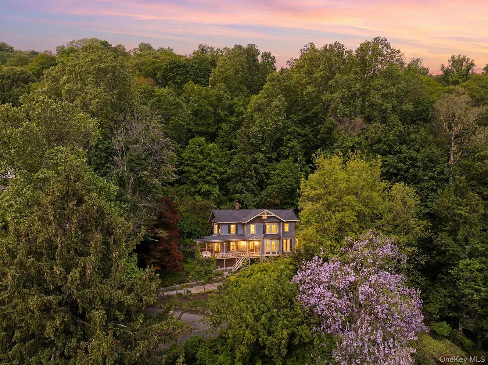 215 River Road, Orangetown, NY, 4 Bedrooms Bedrooms, 10 Rooms Rooms,2 BathroomsBathrooms,Residential,For Rent,River,0,990800 215 River Road, Orangetown, NY, 4 Bedrooms Bedrooms, 10 Rooms Rooms,2 BathroomsBathrooms,Residential,For Rent,River,0,990800