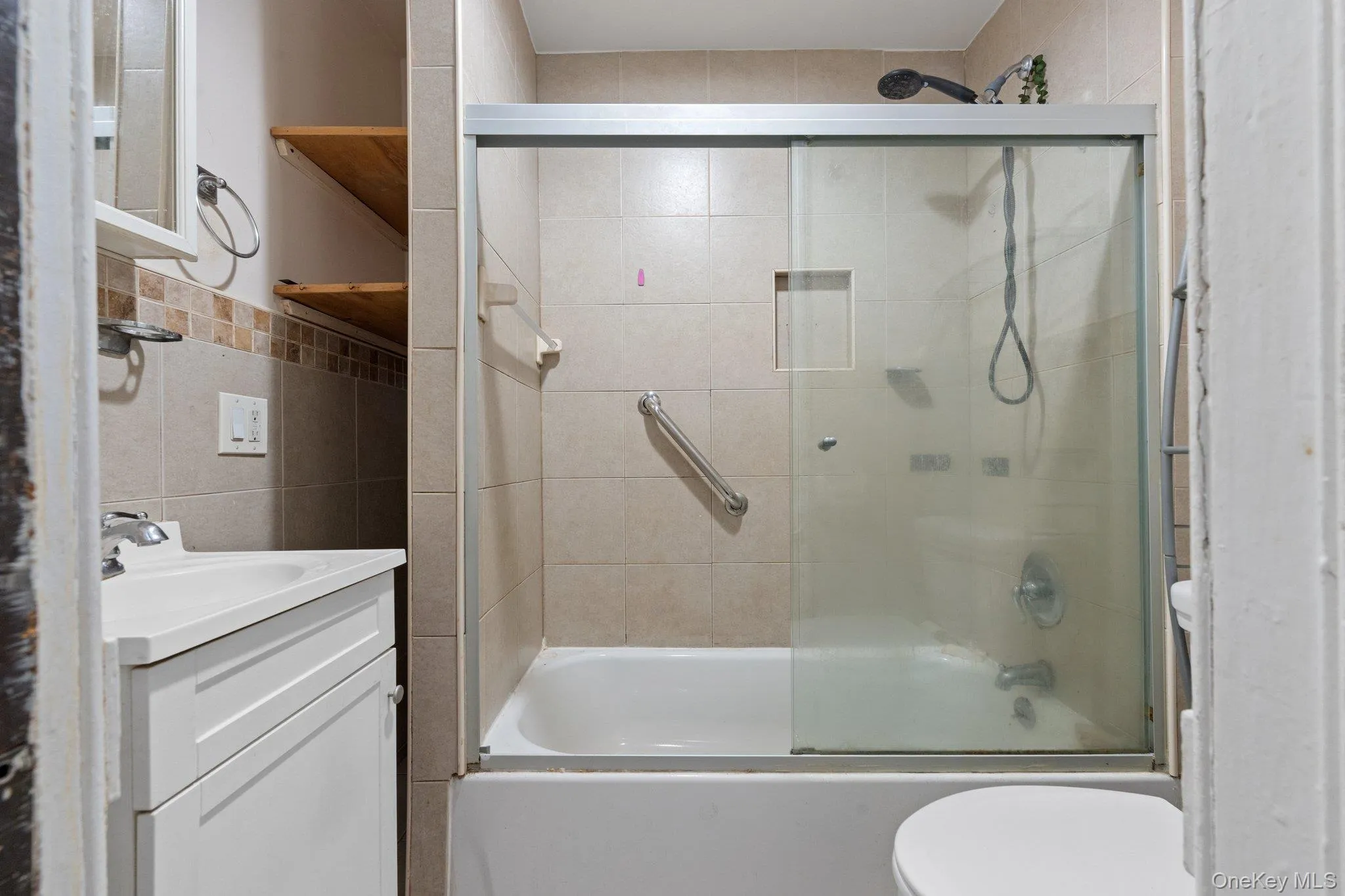 367A Quincy Street, New York, NY, 5 Bedrooms Bedrooms, 11 Rooms Rooms,2 BathroomsBathrooms,Residential,For Rent,Quincy,0,990816 367A Quincy Street, New York, NY, 5 Bedrooms Bedrooms, 11 Rooms Rooms,2 BathroomsBathrooms,Residential,For Rent,Quincy,0,990816