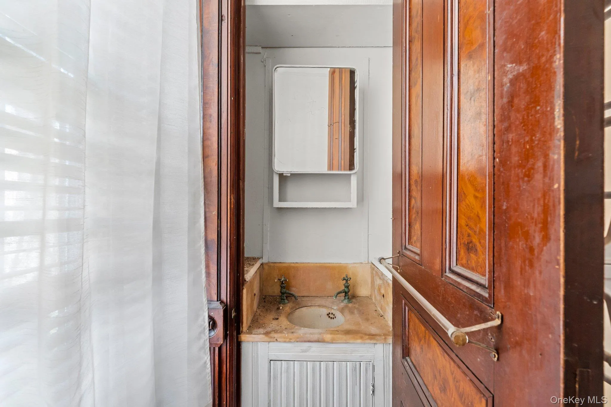 367A Quincy Street, New York, NY, 5 Bedrooms Bedrooms, 11 Rooms Rooms,2 BathroomsBathrooms,Residential,For Rent,Quincy,0,990816 367A Quincy Street, New York, NY, 5 Bedrooms Bedrooms, 11 Rooms Rooms,2 BathroomsBathrooms,Residential,For Rent,Quincy,0,990816