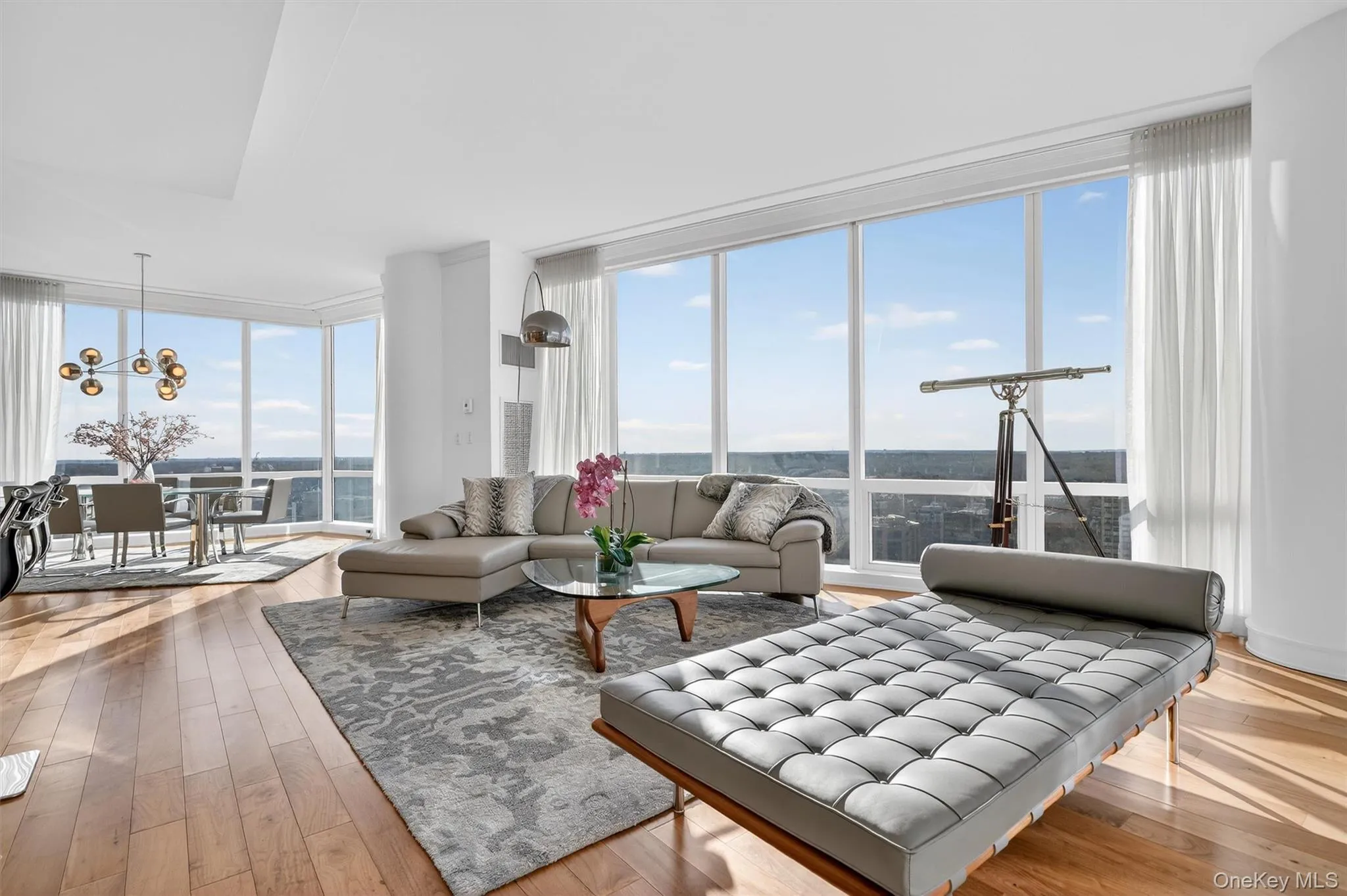 5 Renaissance Square, White Plains, NY, 2 Bedrooms Bedrooms, 5 Rooms Rooms,2 BathroomsBathrooms,Residential,For Rent,Renaissance,0,990817 5 Renaissance Square, White Plains, NY, 2 Bedrooms Bedrooms, 5 Rooms Rooms,2 BathroomsBathrooms,Residential,For Rent,Renaissance,0,990817