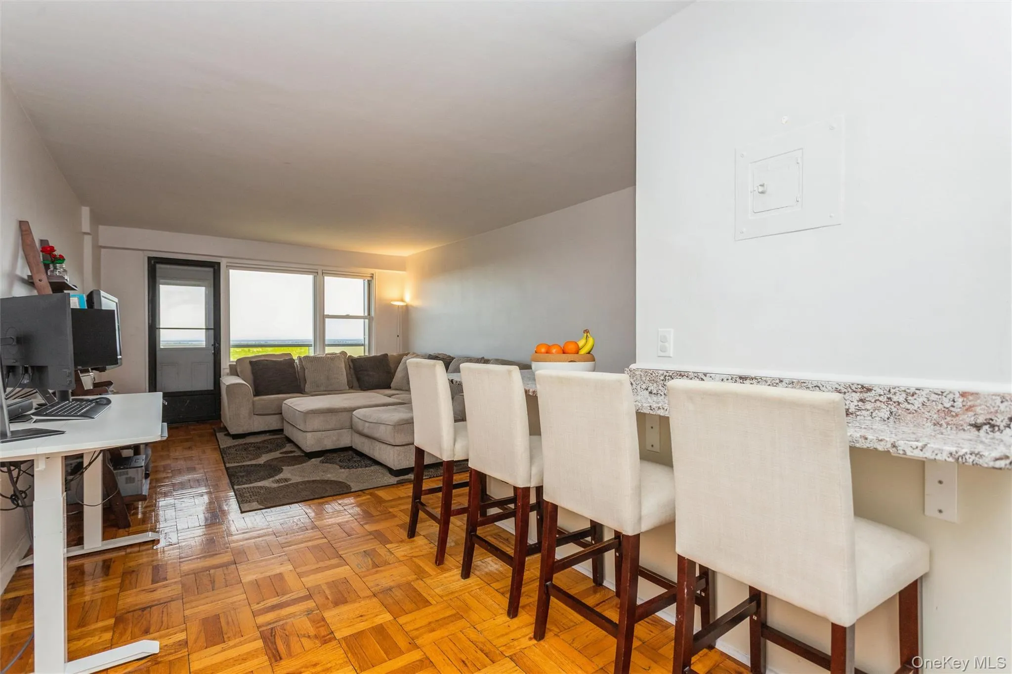 1841 Central Park Avenue, Yonkers, NY, 1 Bedroom Bedrooms, 4 Rooms Rooms,1 BathroomBathrooms,Residential Sale,For Rent,Central Park Avenue,0,990824 1841 Central Park Avenue, Yonkers, NY, 1 Bedroom Bedrooms, 4 Rooms Rooms,1 BathroomBathrooms,Residential Sale,For Rent,Central Park Avenue,0,990824