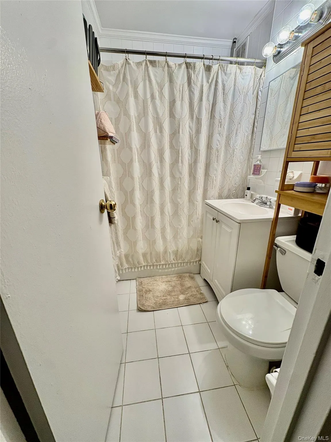 465 Shore Road, Long Beach, NY, 3 Rooms Rooms,1 BathroomBathrooms,Residential Lease,For Rent,Shore Road,0,990826 465 Shore Road, Long Beach, NY, 3 Rooms Rooms,1 BathroomBathrooms,Residential Lease,For Rent,Shore Road,0,990826