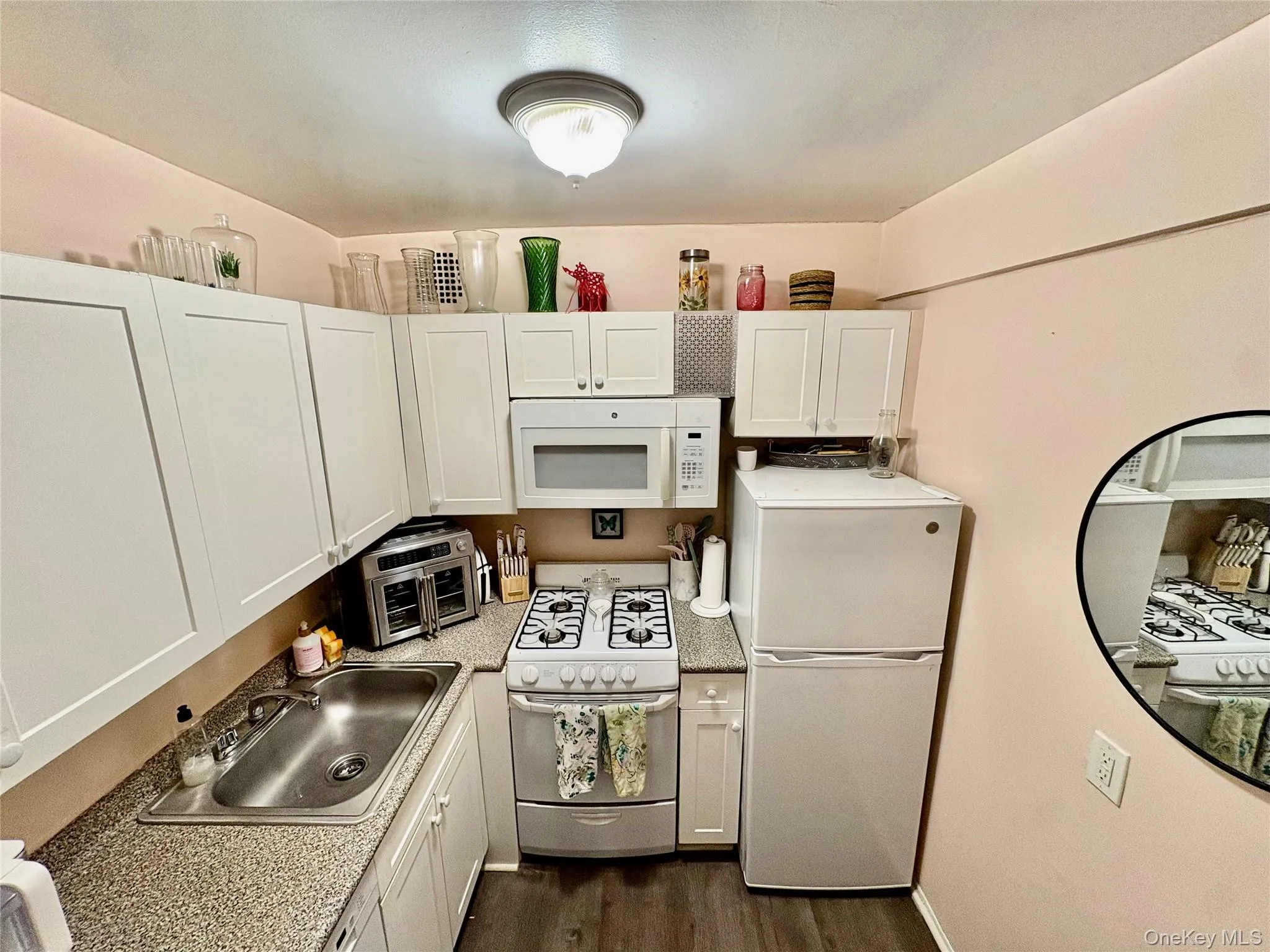 465 Shore Road, Long Beach, NY, 3 Rooms Rooms,1 BathroomBathrooms,Residential Lease,For Rent,Shore Road,0,990826 465 Shore Road, Long Beach, NY, 3 Rooms Rooms,1 BathroomBathrooms,Residential Lease,For Rent,Shore Road,0,990826