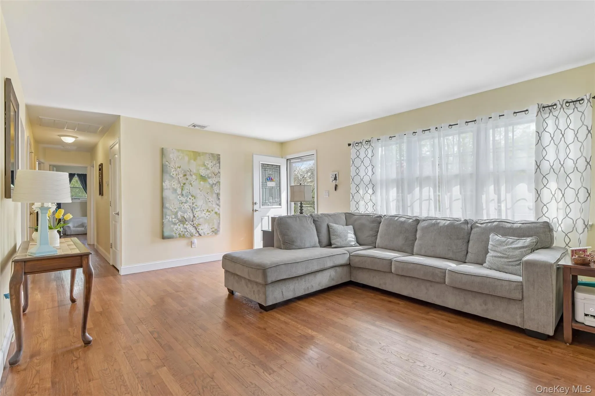 59 Gaymore Road, Brookhaven, NY, 3 Bedrooms Bedrooms, 7 Rooms Rooms,1 BathroomBathrooms,Residential,For Rent,Gaymore,0,990833 59 Gaymore Road, Brookhaven, NY, 3 Bedrooms Bedrooms, 7 Rooms Rooms,1 BathroomBathrooms,Residential,For Rent,Gaymore,0,990833