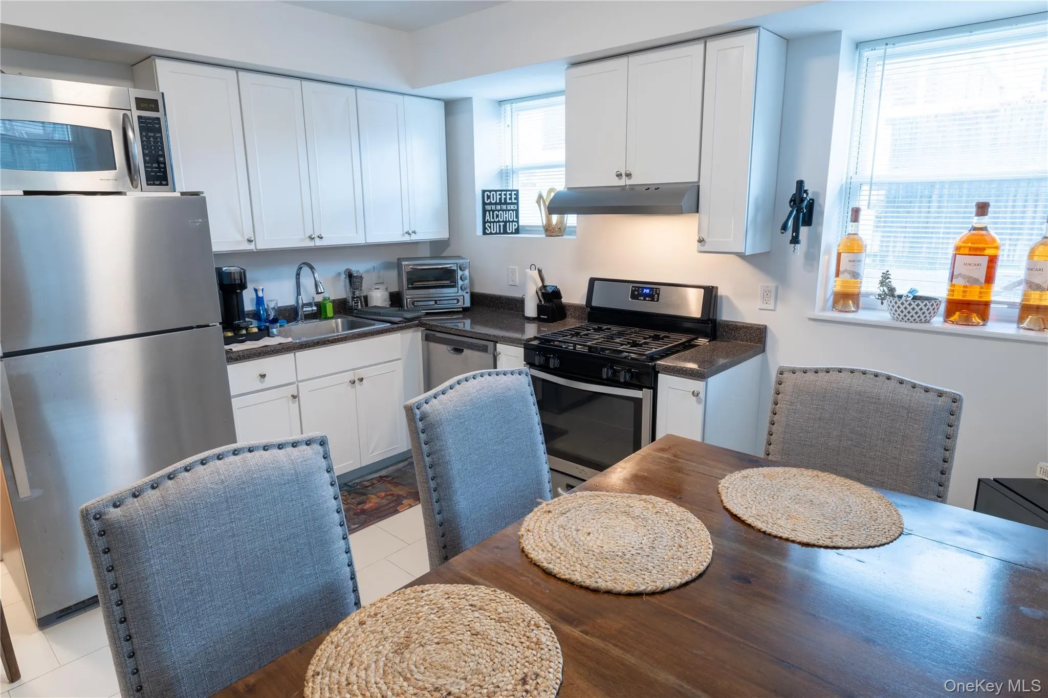 525 Beach 138th Street, New York, NY, 3 Rooms Rooms,1 BathroomBathrooms,Residential Lease,For Rent,Beach 138th,0,990837 525 Beach 138th Street, New York, NY, 3 Rooms Rooms,1 BathroomBathrooms,Residential Lease,For Rent,Beach 138th,0,990837