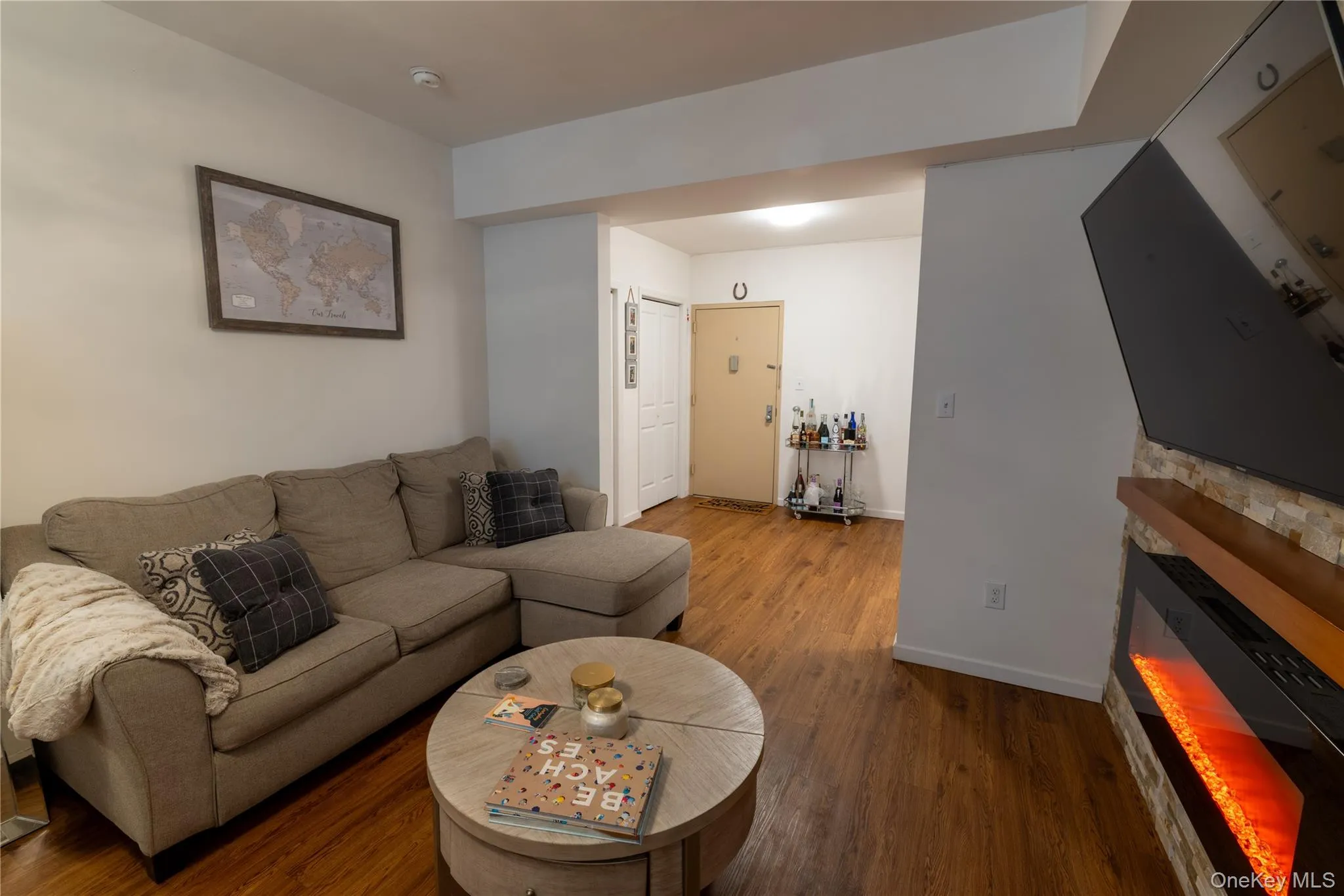 525 Beach 138th Street, New York, NY, 3 Rooms Rooms,1 BathroomBathrooms,Residential Lease,For Rent,Beach 138th,0,990837 525 Beach 138th Street, New York, NY, 3 Rooms Rooms,1 BathroomBathrooms,Residential Lease,For Rent,Beach 138th,0,990837
