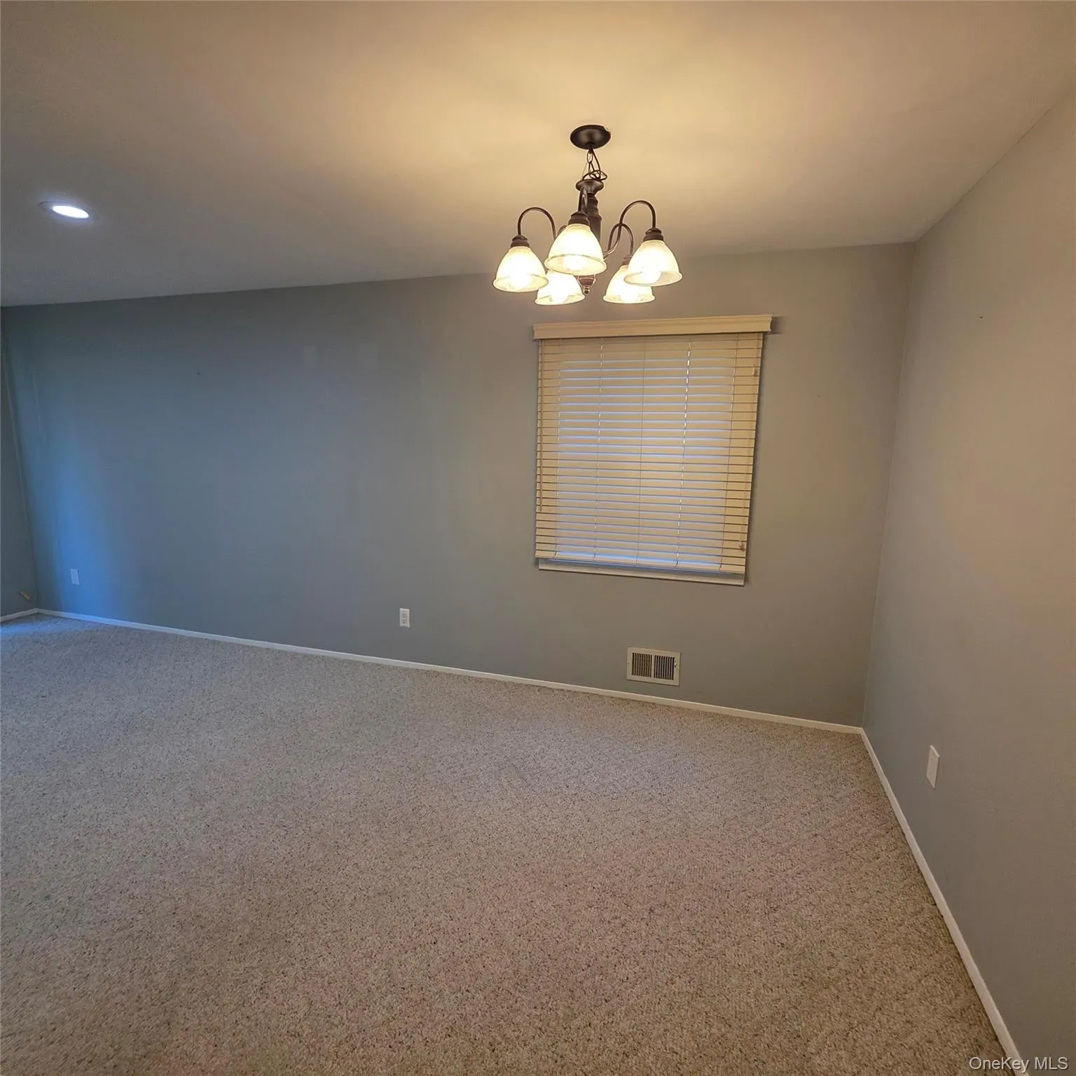 80 New Holland Village, Clarkstown, NY, 1 Bedroom Bedrooms, 4 Rooms Rooms,1 BathroomBathrooms,Residential Lease,For Rent,New Holland,0,990840 80 New Holland Village, Clarkstown, NY, 1 Bedroom Bedrooms, 4 Rooms Rooms,1 BathroomBathrooms,Residential Lease,For Rent,New Holland,0,990840