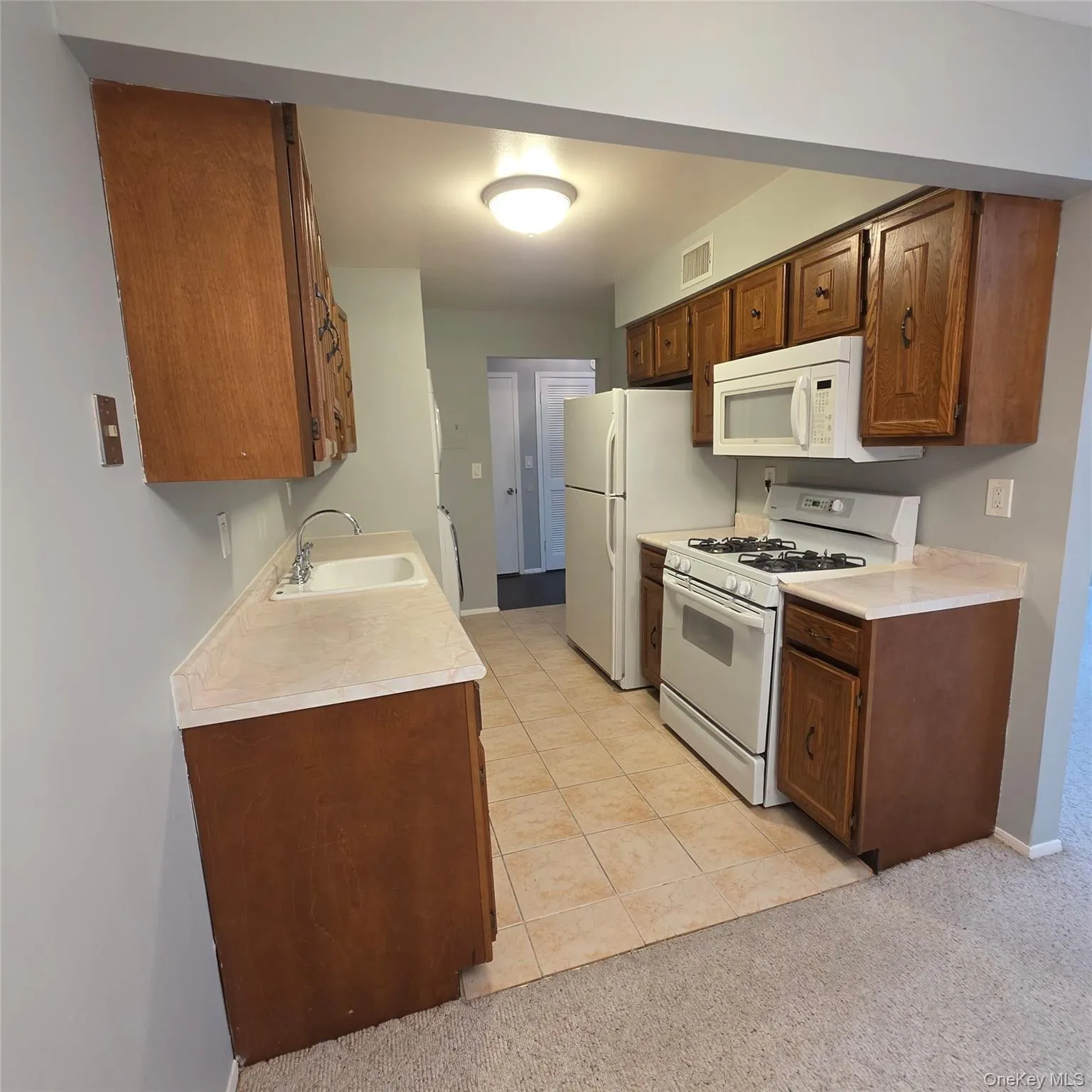 80 New Holland Village, Clarkstown, NY, 1 Bedroom Bedrooms, 4 Rooms Rooms,1 BathroomBathrooms,Residential Lease,For Rent,New Holland,0,990840 80 New Holland Village, Clarkstown, NY, 1 Bedroom Bedrooms, 4 Rooms Rooms,1 BathroomBathrooms,Residential Lease,For Rent,New Holland,0,990840