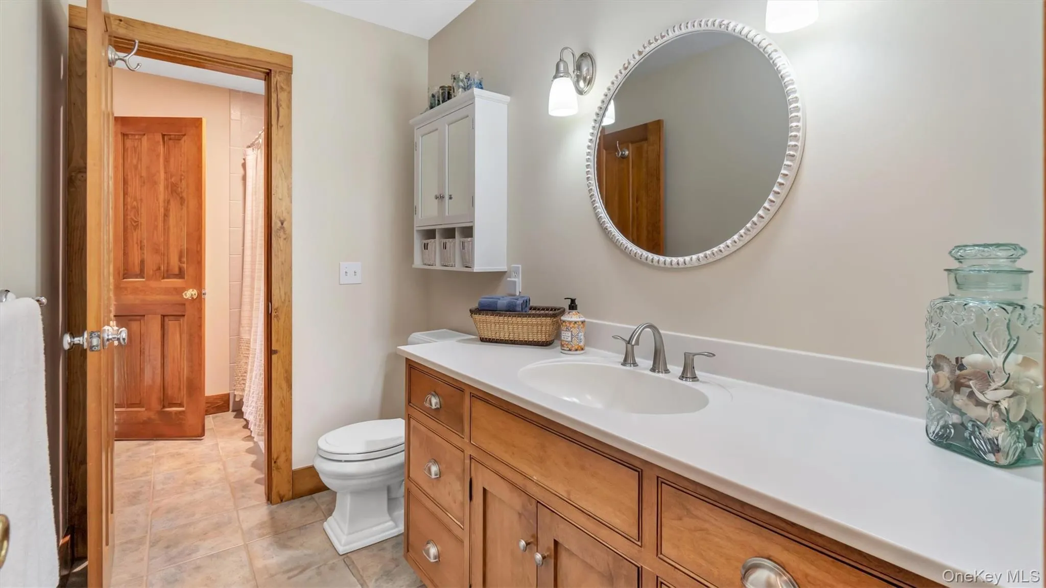 13A Brushy Neck Lane, Southampton, NY, 4 Bedrooms Bedrooms, 9 Rooms Rooms,3 BathroomsBathrooms,Residential Lease,For Rent,Brushy Neck,0,990864 13A Brushy Neck Lane, Southampton, NY, 4 Bedrooms Bedrooms, 9 Rooms Rooms,3 BathroomsBathrooms,Residential Lease,For Rent,Brushy Neck,0,990864