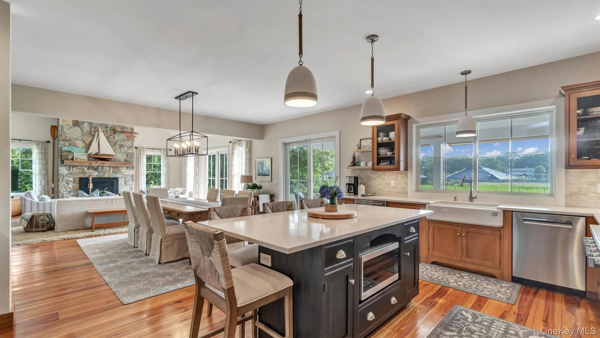 13A Brushy Neck Lane, Southampton, NY, 4 Bedrooms Bedrooms, 9 Rooms Rooms,3 BathroomsBathrooms,Residential Lease,For Rent,Brushy Neck,0,990864 13A Brushy Neck Lane, Southampton, NY, 4 Bedrooms Bedrooms, 9 Rooms Rooms,3 BathroomsBathrooms,Residential Lease,For Rent,Brushy Neck,0,990864