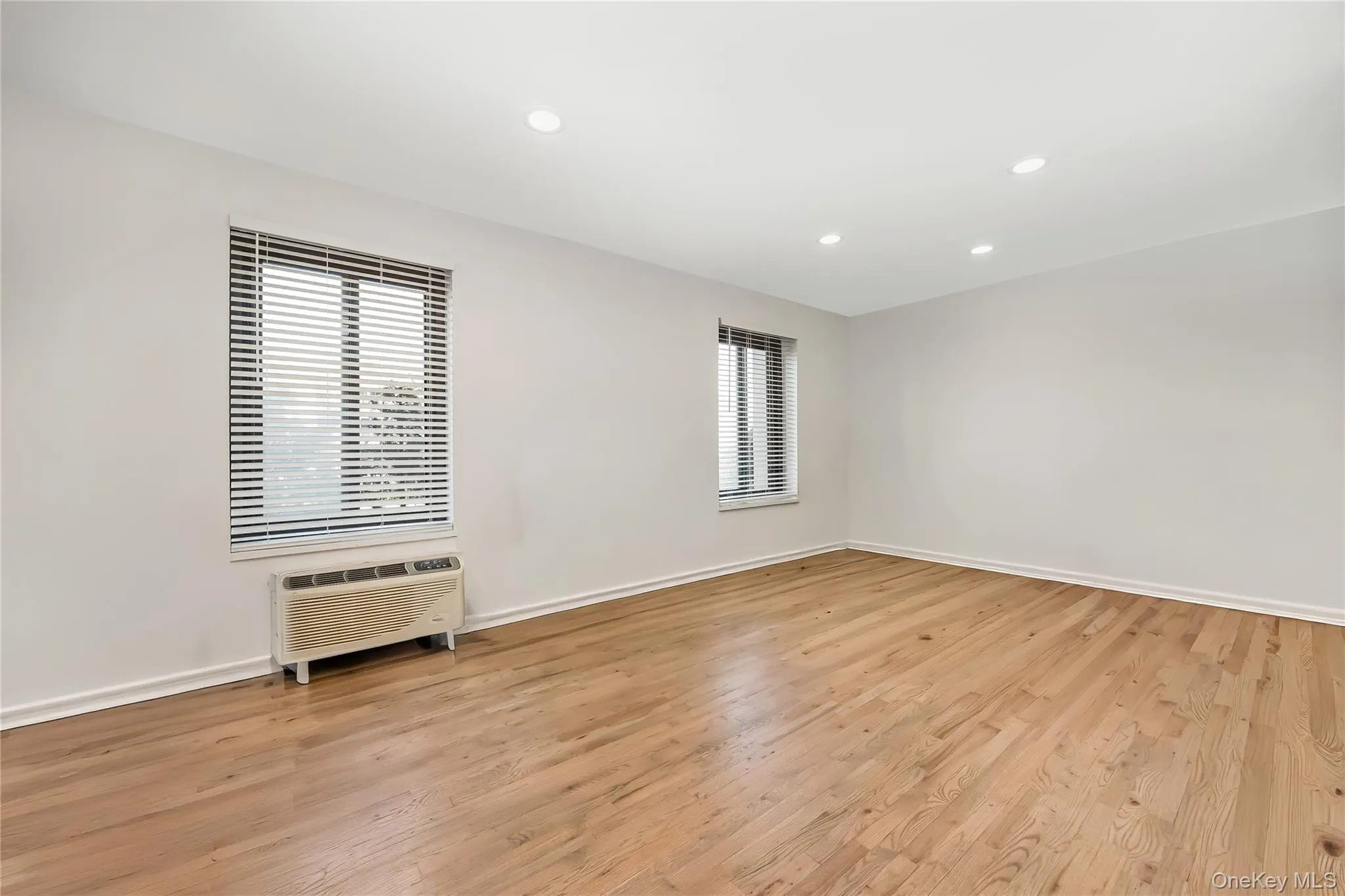 100 Broadway, Long Beach, NY, 2 Bedrooms Bedrooms, 5 Rooms Rooms,2 BathroomsBathrooms,Residential,For Rent,Broadway,0,990866 100 Broadway, Long Beach, NY, 2 Bedrooms Bedrooms, 5 Rooms Rooms,2 BathroomsBathrooms,Residential,For Rent,Broadway,0,990866