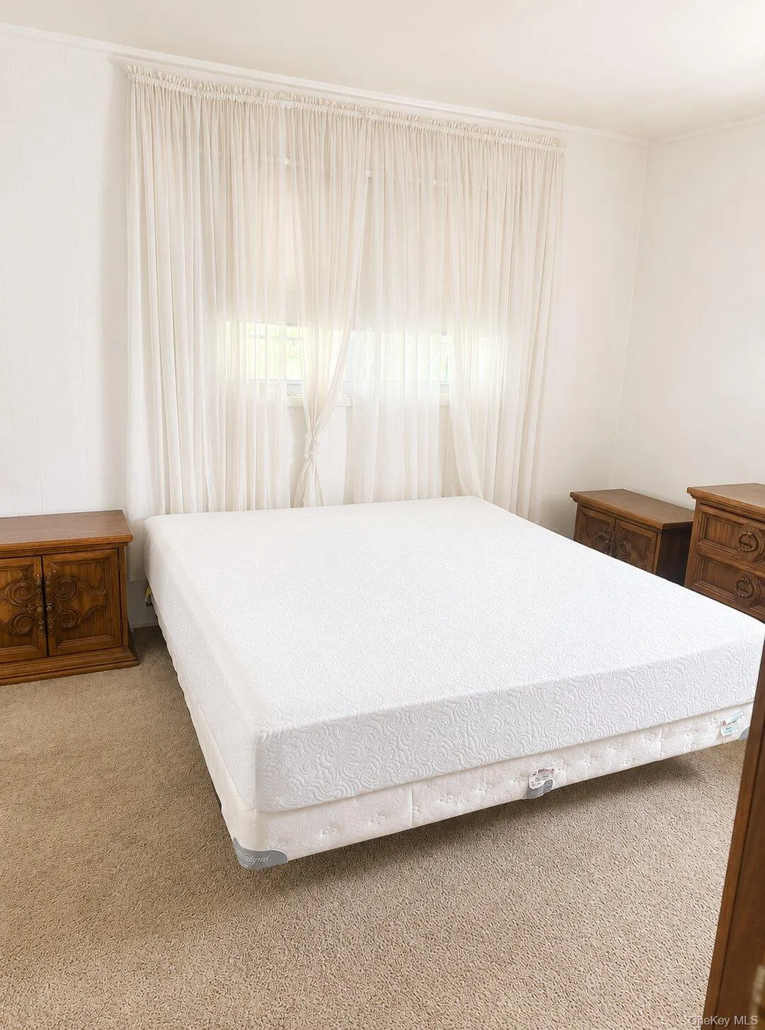11 Bedford Street, Babylon, NY, 4 Bedrooms Bedrooms, 7 Rooms Rooms,1 BathroomBathrooms,Residential,For Rent,Bedford,0,990873 11 Bedford Street, Babylon, NY, 4 Bedrooms Bedrooms, 7 Rooms Rooms,1 BathroomBathrooms,Residential,For Rent,Bedford,0,990873