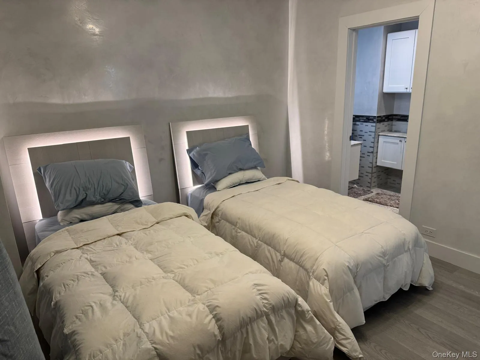 595 End Avenue, New York, NY, 1 Bedroom Bedrooms, 4 Rooms Rooms,1 BathroomBathrooms,Residential,For Rent,End,0,990880 595 End Avenue, New York, NY, 1 Bedroom Bedrooms, 4 Rooms Rooms,1 BathroomBathrooms,Residential,For Rent,End,0,990880