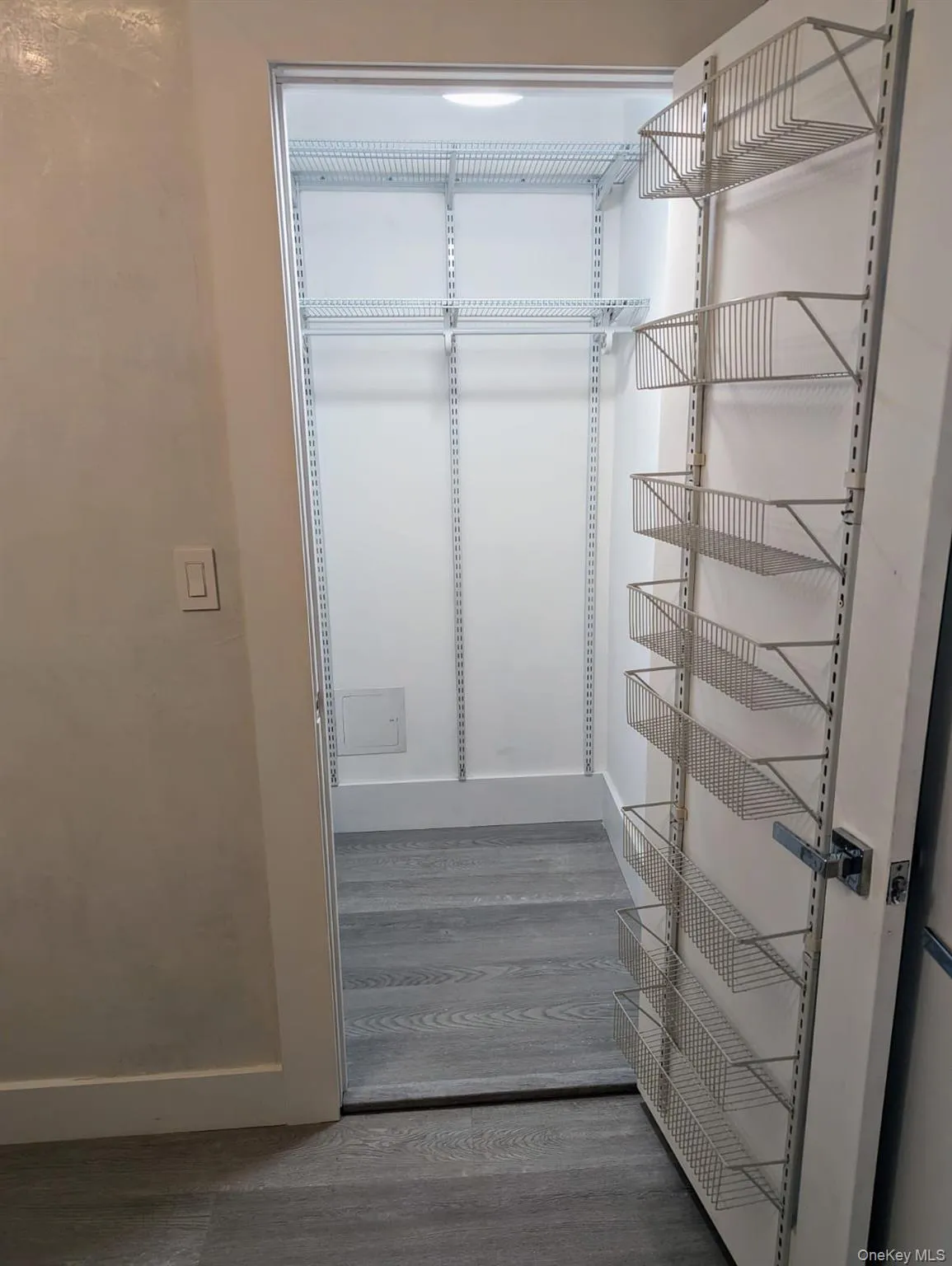 595 End Avenue, New York, NY, 1 Bedroom Bedrooms, 4 Rooms Rooms,1 BathroomBathrooms,Residential,For Rent,End,0,990880 595 End Avenue, New York, NY, 1 Bedroom Bedrooms, 4 Rooms Rooms,1 BathroomBathrooms,Residential,For Rent,End,0,990880