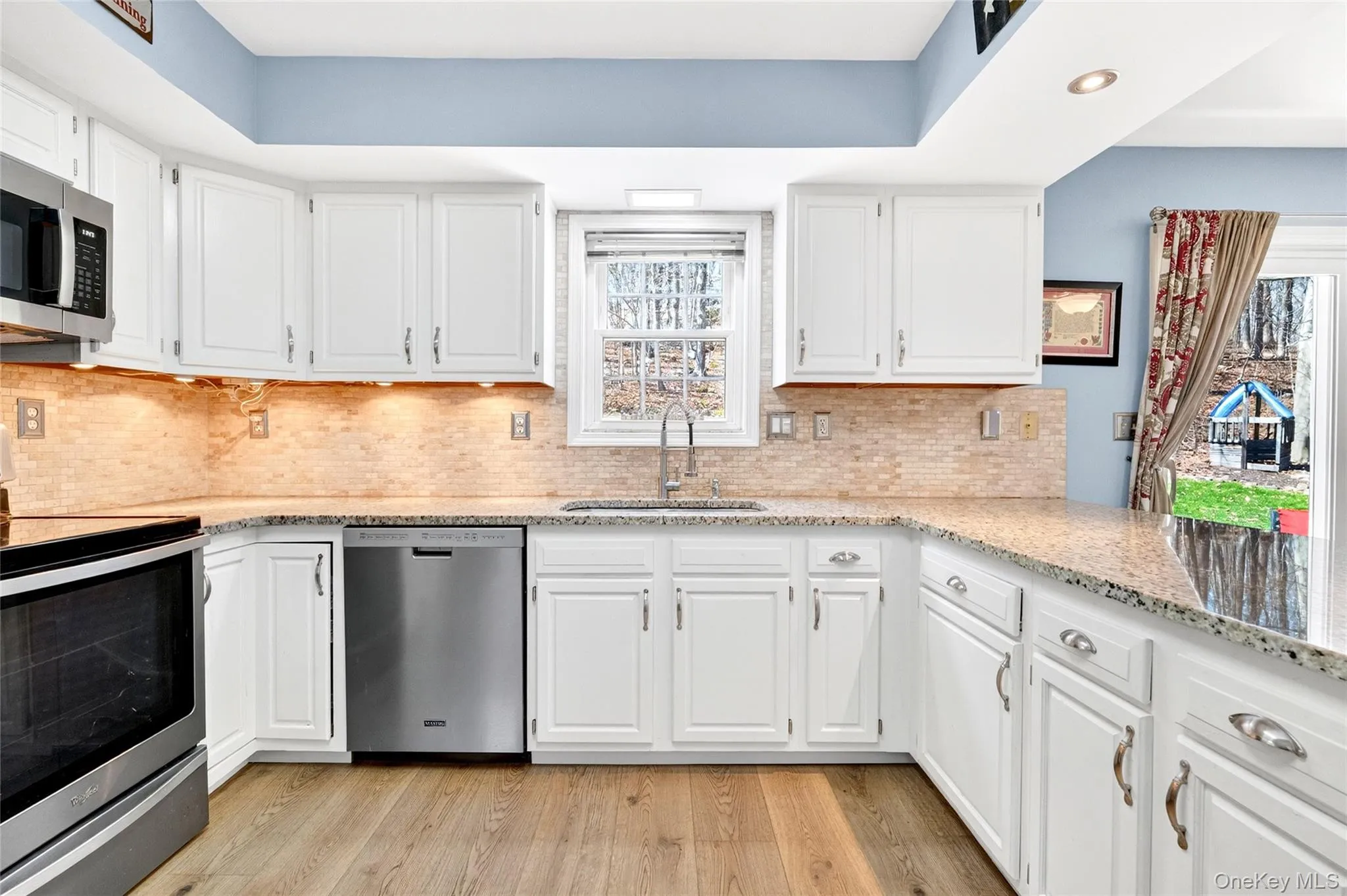 33 Orchard Court, Southeast, NY, 4 Bedrooms Bedrooms, 7 Rooms Rooms,2 BathroomsBathrooms,Residential,For Rent,Orchard,0,990889 33 Orchard Court, Southeast, NY, 4 Bedrooms Bedrooms, 7 Rooms Rooms,2 BathroomsBathrooms,Residential,For Rent,Orchard,0,990889