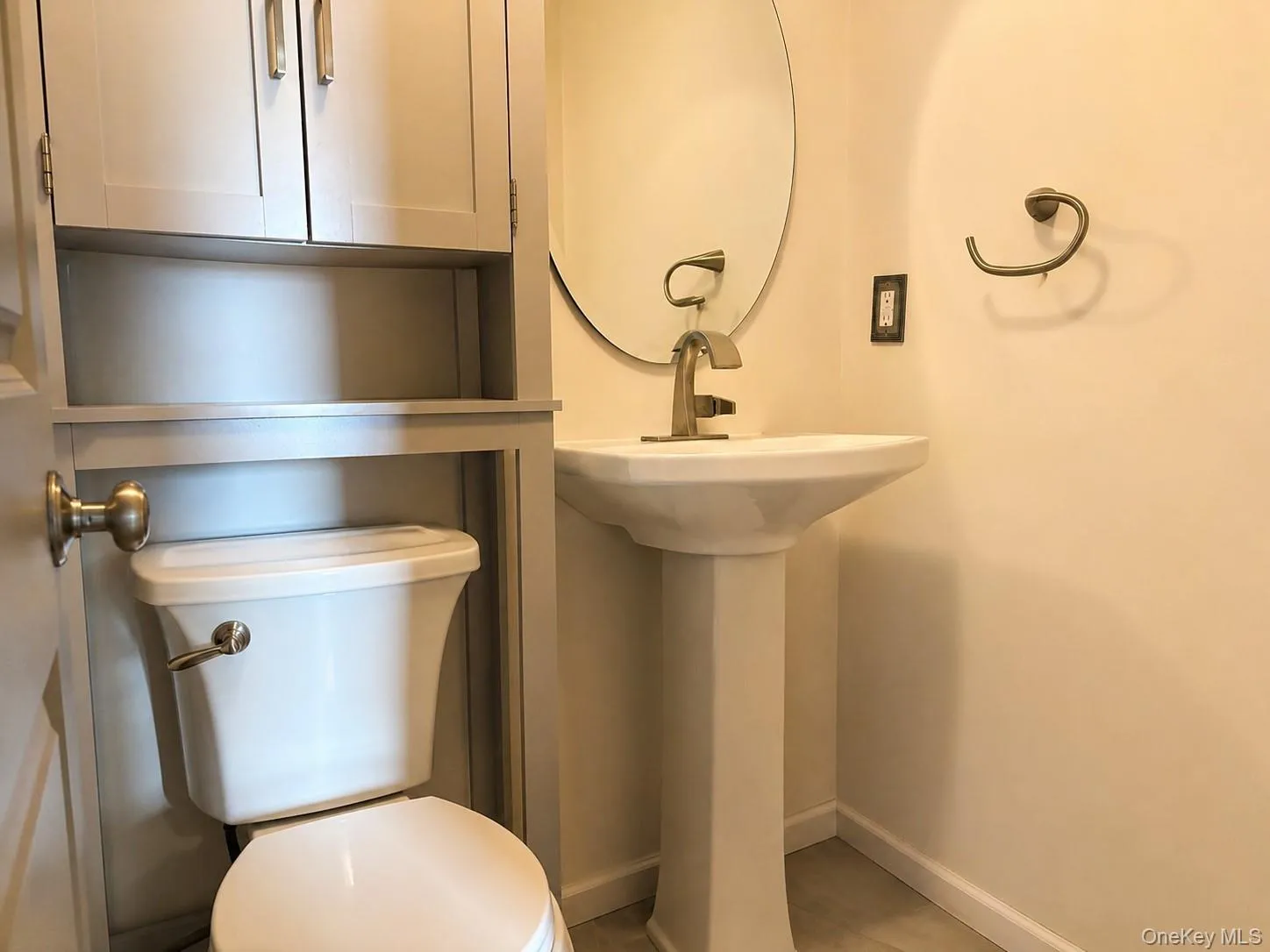 10 Sycamore Drive, Middletown, NY, 2 Bedrooms Bedrooms, 6 Rooms Rooms,1 BathroomBathrooms,Residential Lease,For Rent,Sycamore,0,990915 10 Sycamore Drive, Middletown, NY, 2 Bedrooms Bedrooms, 6 Rooms Rooms,1 BathroomBathrooms,Residential Lease,For Rent,Sycamore,0,990915