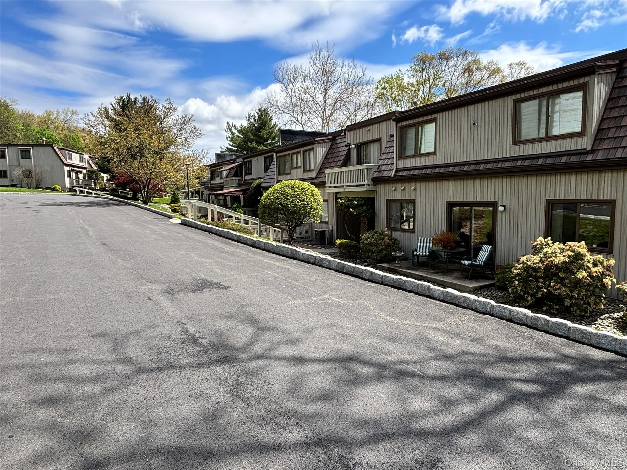 10 Sycamore Drive, Middletown, NY, 2 Bedrooms Bedrooms, 6 Rooms Rooms,1 BathroomBathrooms,Residential Lease,For Rent,Sycamore,0,990915 10 Sycamore Drive, Middletown, NY, 2 Bedrooms Bedrooms, 6 Rooms Rooms,1 BathroomBathrooms,Residential Lease,For Rent,Sycamore,0,990915