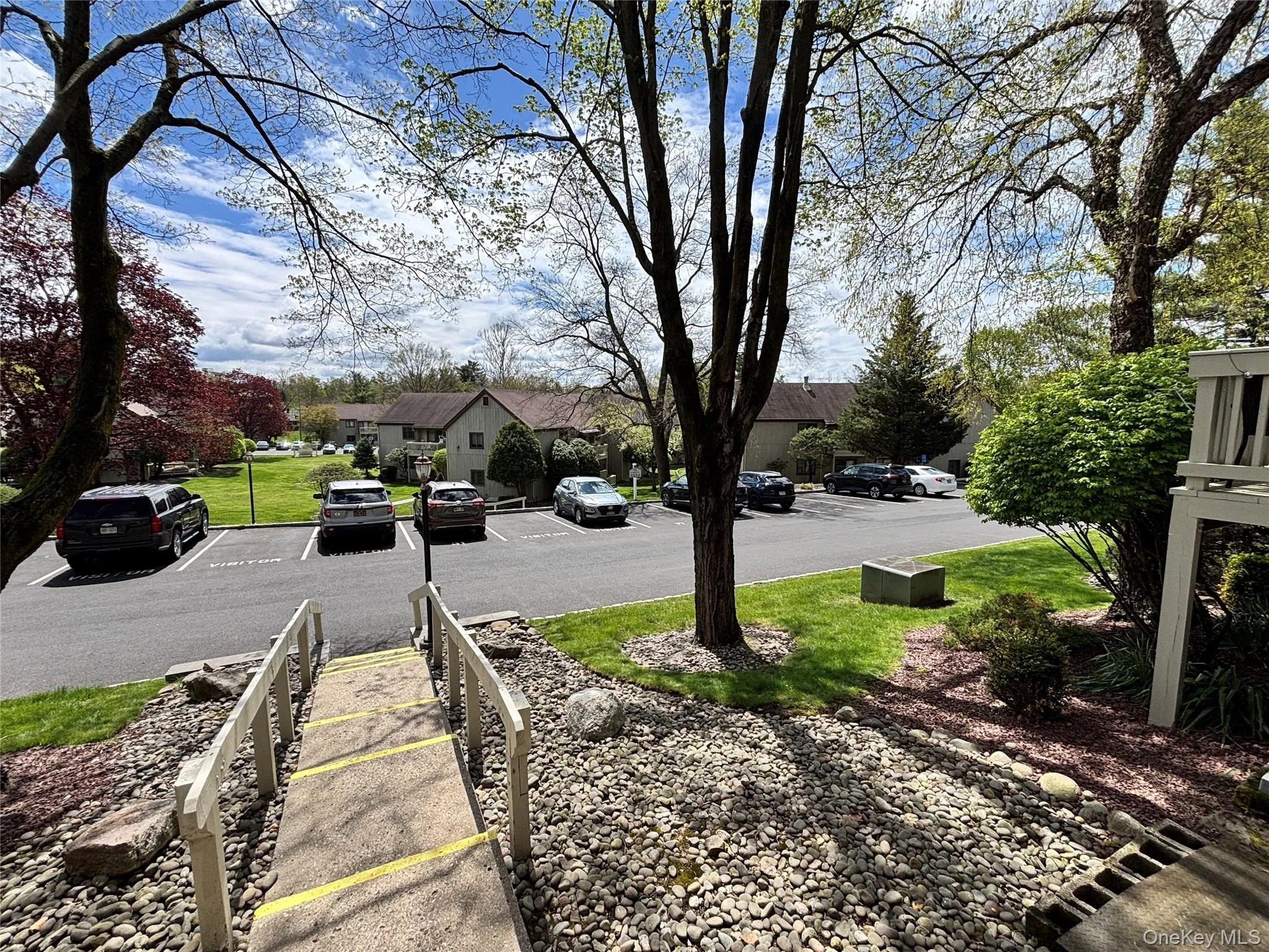 10 Sycamore Drive, Middletown, NY, 2 Bedrooms Bedrooms, 6 Rooms Rooms,1 BathroomBathrooms,Residential Lease,For Rent,Sycamore,0,990915 10 Sycamore Drive, Middletown, NY, 2 Bedrooms Bedrooms, 6 Rooms Rooms,1 BathroomBathrooms,Residential Lease,For Rent,Sycamore,0,990915