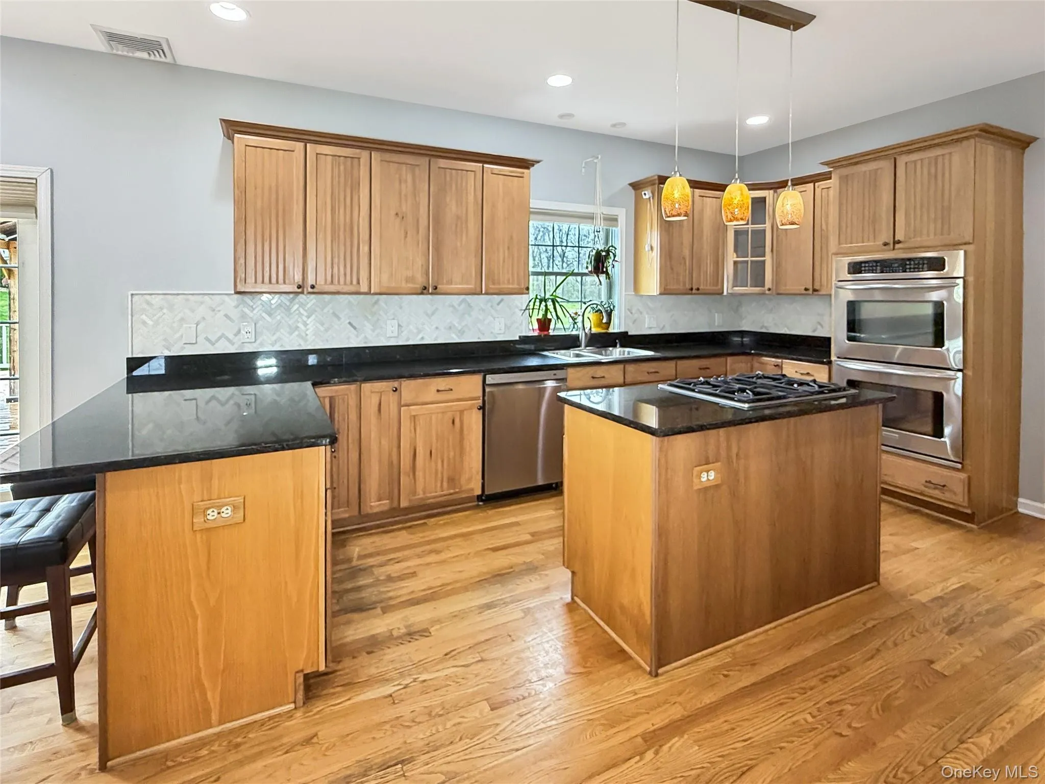 343 North Avenue, Pleasant Valley, NY, 4 Bedrooms Bedrooms, 10 Rooms Rooms,3 BathroomsBathrooms,Residential,For Rent,North,0,990920 343 North Avenue, Pleasant Valley, NY, 4 Bedrooms Bedrooms, 10 Rooms Rooms,3 BathroomsBathrooms,Residential,For Rent,North,0,990920