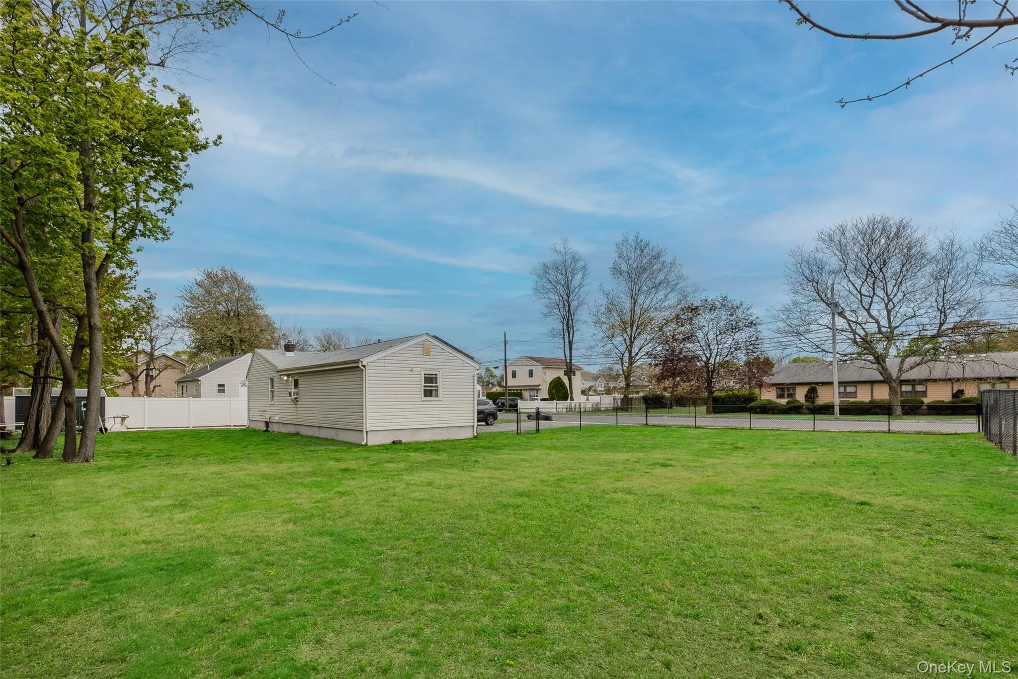 73 Harrison Avenue, Babylon, NY, 3 Bedrooms Bedrooms, 5 Rooms Rooms,1 BathroomBathrooms,Residential,For Rent,Harrison,0,990922 73 Harrison Avenue, Babylon, NY, 3 Bedrooms Bedrooms, 5 Rooms Rooms,1 BathroomBathrooms,Residential,For Rent,Harrison,0,990922