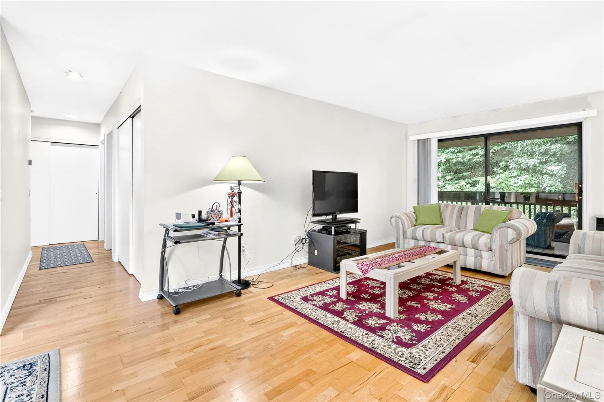 23 Hillside Terrace, White Plains, NY, 2 Bedrooms Bedrooms, 7 Rooms Rooms,1 BathroomBathrooms,Residential,For Rent,Hillside,0,KEY990923 23 Hillside Terrace, White Plains, NY, 2 Bedrooms Bedrooms, 7 Rooms Rooms,1 BathroomBathrooms,Residential,For Rent,Hillside,0,KEY990923