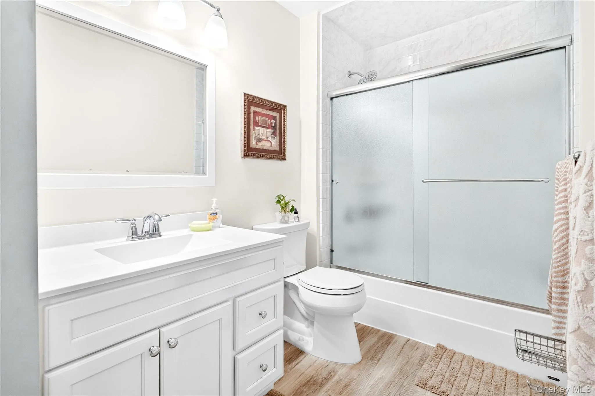 23 Hillside Terrace, White Plains, NY, 2 Bedrooms Bedrooms, 7 Rooms Rooms,1 BathroomBathrooms,Residential,For Rent,Hillside,0,KEY990923 23 Hillside Terrace, White Plains, NY, 2 Bedrooms Bedrooms, 7 Rooms Rooms,1 BathroomBathrooms,Residential,For Rent,Hillside,0,KEY990923