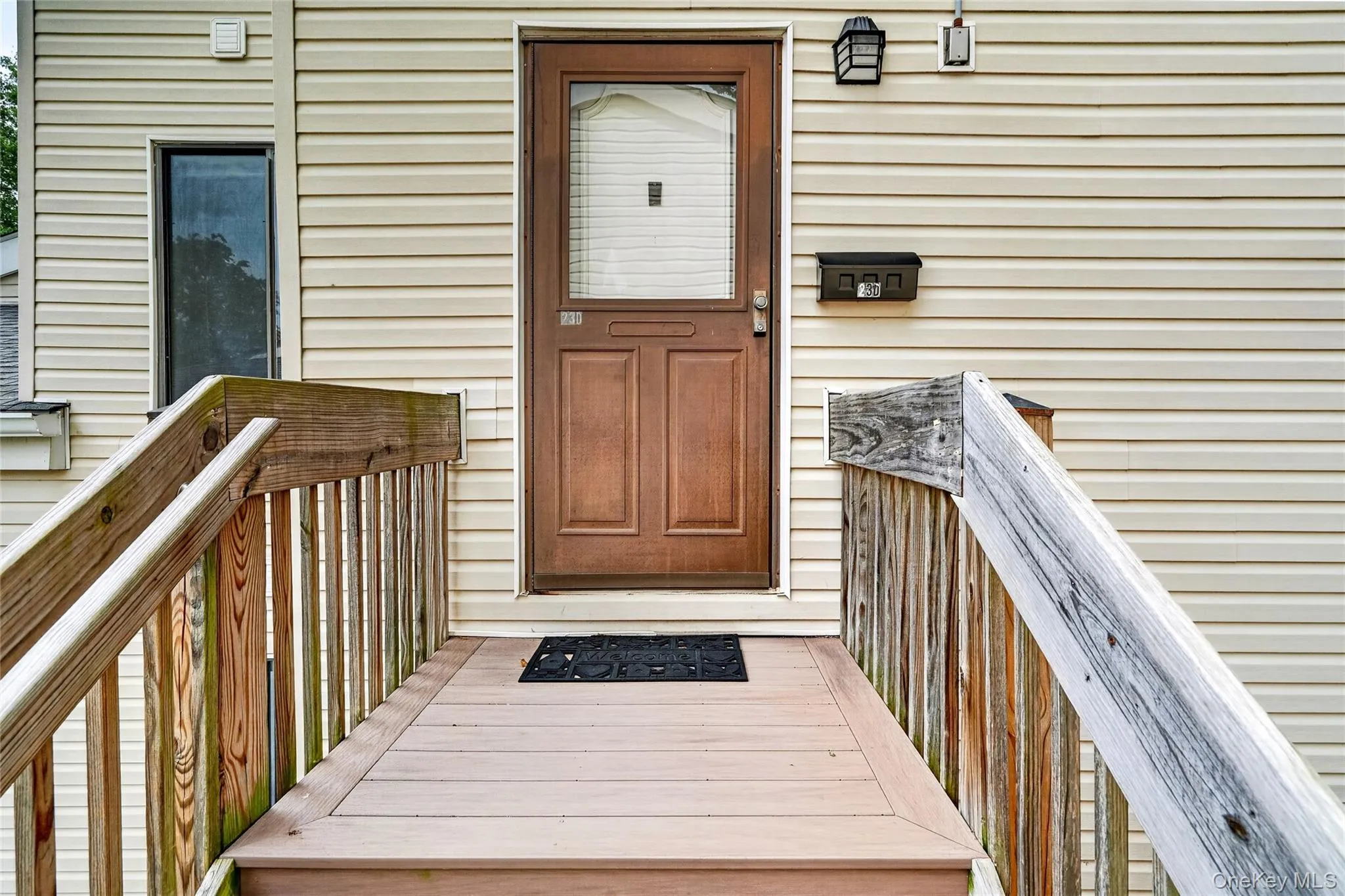 23 Hillside Terrace, White Plains, NY, 2 Bedrooms Bedrooms, 7 Rooms Rooms,1 BathroomBathrooms,Residential,For Rent,Hillside,0,KEY990923 23 Hillside Terrace, White Plains, NY, 2 Bedrooms Bedrooms, 7 Rooms Rooms,1 BathroomBathrooms,Residential,For Rent,Hillside,0,KEY990923