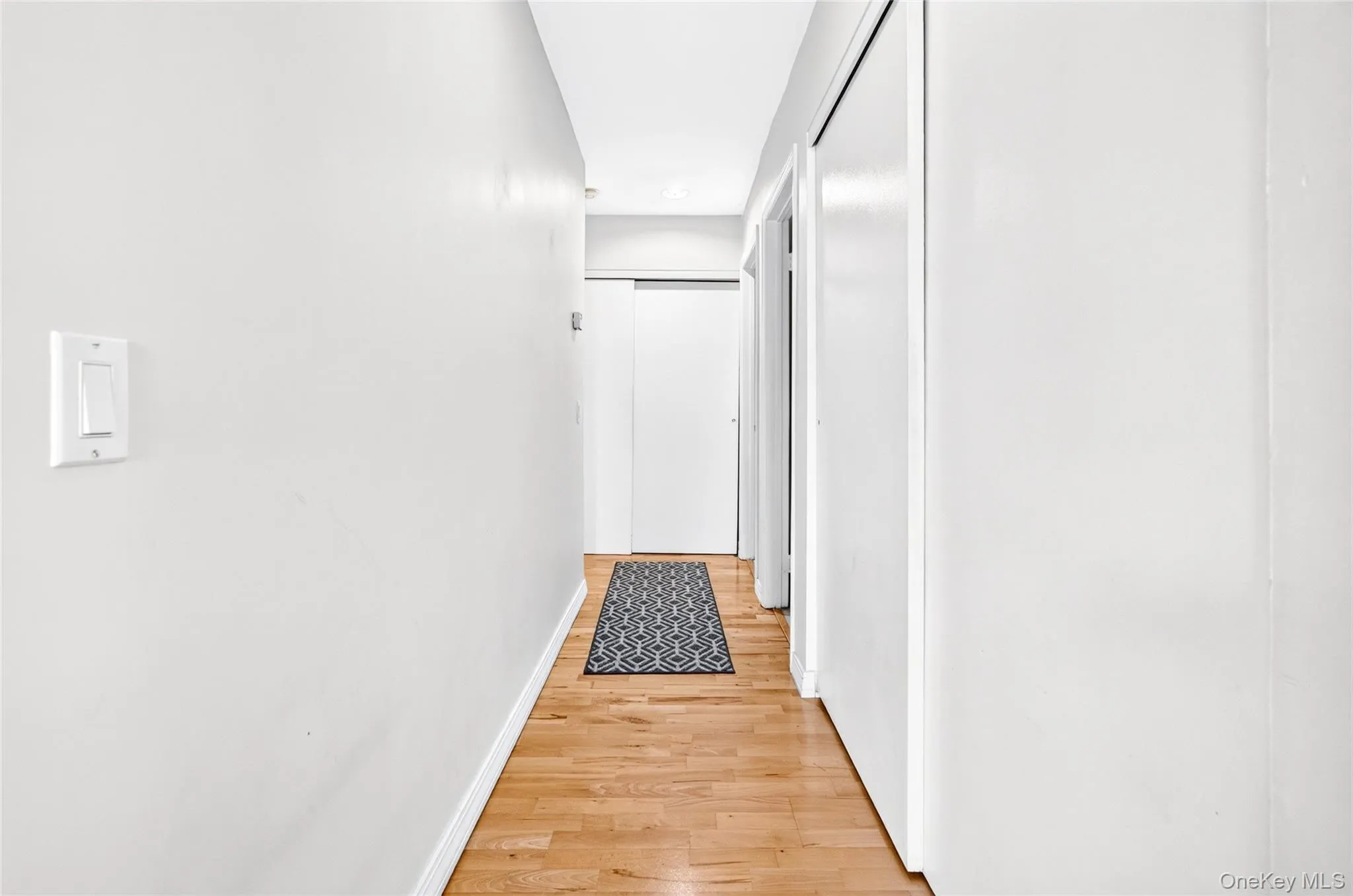 23 Hillside Terrace, White Plains, NY, 2 Bedrooms Bedrooms, 7 Rooms Rooms,1 BathroomBathrooms,Residential,For Rent,Hillside,0,KEY990923 23 Hillside Terrace, White Plains, NY, 2 Bedrooms Bedrooms, 7 Rooms Rooms,1 BathroomBathrooms,Residential,For Rent,Hillside,0,KEY990923