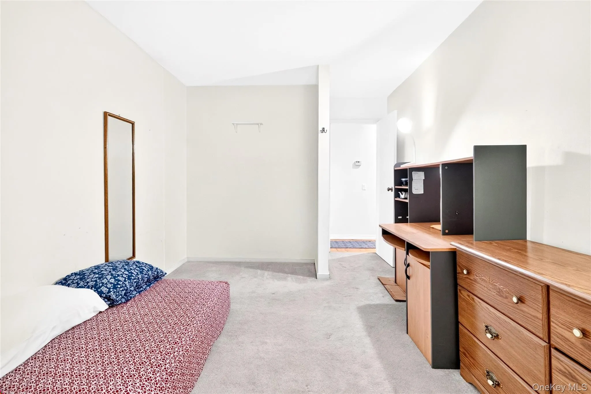 23 Hillside Terrace, White Plains, NY, 2 Bedrooms Bedrooms, 7 Rooms Rooms,1 BathroomBathrooms,Residential,For Rent,Hillside,0,KEY990923 23 Hillside Terrace, White Plains, NY, 2 Bedrooms Bedrooms, 7 Rooms Rooms,1 BathroomBathrooms,Residential,For Rent,Hillside,0,KEY990923