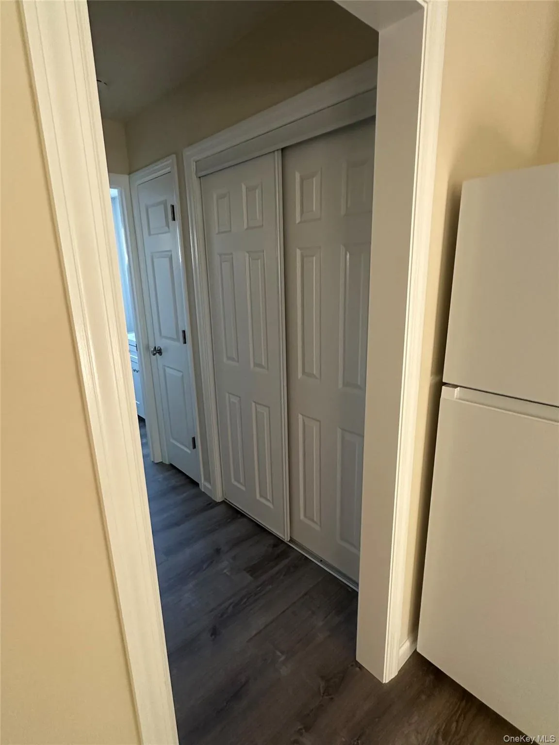 360 Larkfield Road, Huntington, NY, 1 Bedroom Bedrooms, 3 Rooms Rooms,1 BathroomBathrooms,Residential Lease,For Rent,Larkfield,0,990927 360 Larkfield Road, Huntington, NY, 1 Bedroom Bedrooms, 3 Rooms Rooms,1 BathroomBathrooms,Residential Lease,For Rent,Larkfield,0,990927