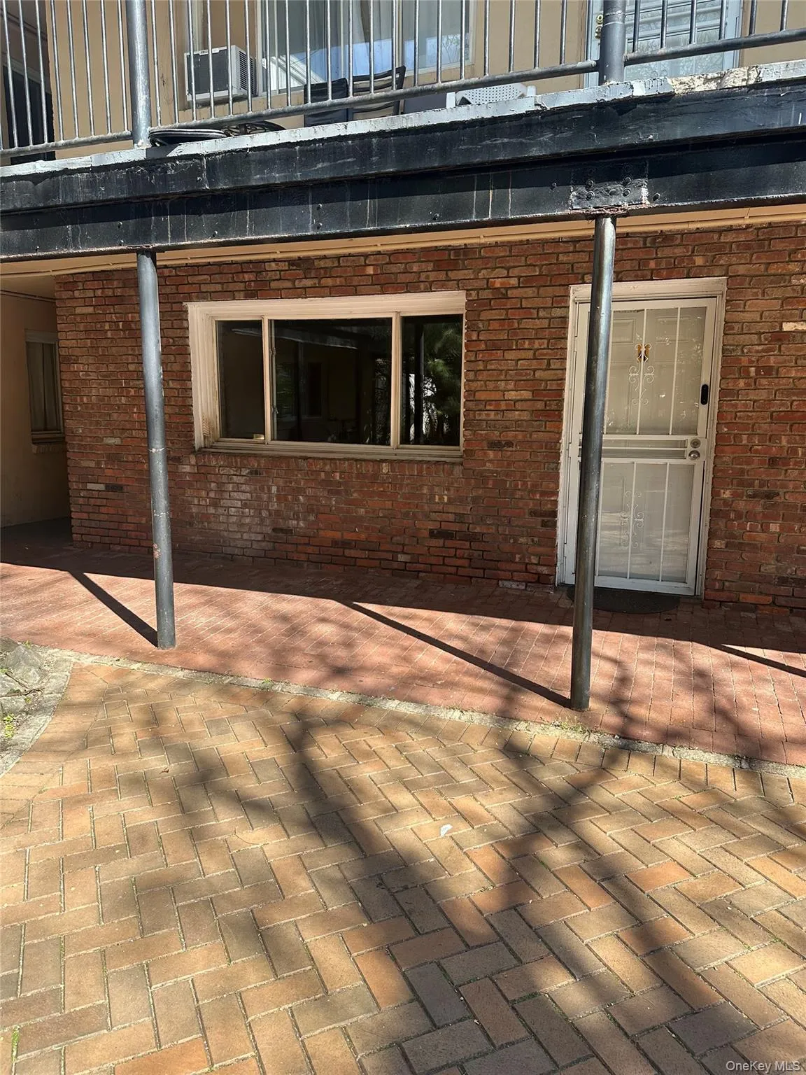 360 Larkfield Road, Huntington, NY, 1 Bedroom Bedrooms, 3 Rooms Rooms,1 BathroomBathrooms,Residential Lease,For Rent,Larkfield,0,990927 360 Larkfield Road, Huntington, NY, 1 Bedroom Bedrooms, 3 Rooms Rooms,1 BathroomBathrooms,Residential Lease,For Rent,Larkfield,0,990927