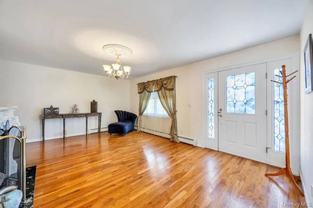 64 Cottage Place, North Hempstead, NY, 4 Bedrooms Bedrooms, 8 Rooms Rooms,3 BathroomsBathrooms,Residential,For Rent,Cottage,0,990928 64 Cottage Place, North Hempstead, NY, 4 Bedrooms Bedrooms, 8 Rooms Rooms,3 BathroomsBathrooms,Residential,For Rent,Cottage,0,990928