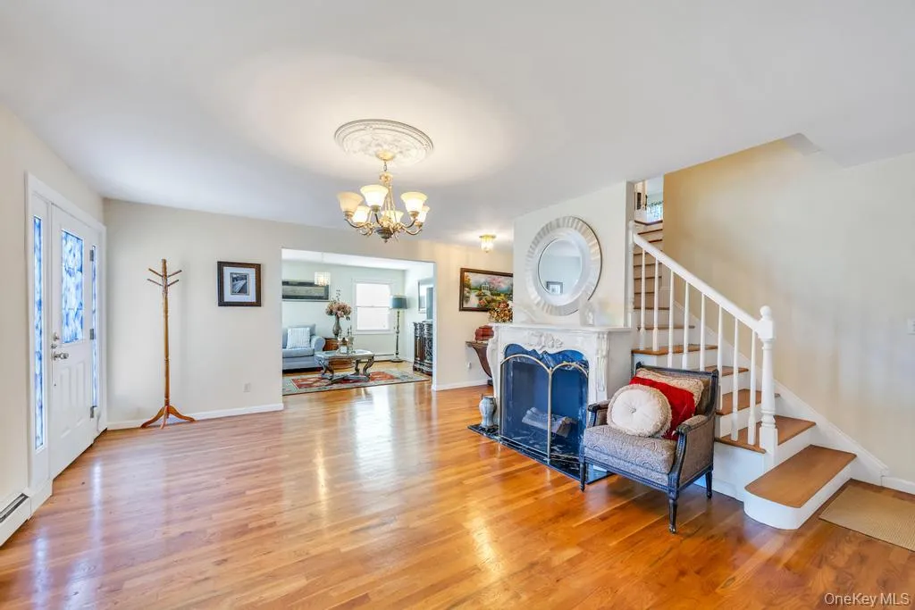 64 Cottage Place, North Hempstead, NY, 4 Bedrooms Bedrooms, 8 Rooms Rooms,3 BathroomsBathrooms,Residential,For Rent,Cottage,0,990928 64 Cottage Place, North Hempstead, NY, 4 Bedrooms Bedrooms, 8 Rooms Rooms,3 BathroomsBathrooms,Residential,For Rent,Cottage,0,990928