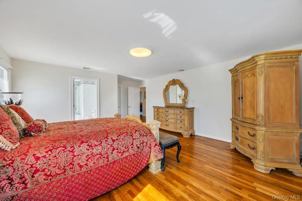 64 Cottage Place, North Hempstead, NY, 4 Bedrooms Bedrooms, 8 Rooms Rooms,3 BathroomsBathrooms,Residential,For Rent,Cottage,0,990928 64 Cottage Place, North Hempstead, NY, 4 Bedrooms Bedrooms, 8 Rooms Rooms,3 BathroomsBathrooms,Residential,For Rent,Cottage,0,990928