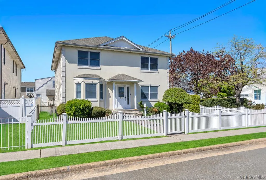 64 Cottage Place, North Hempstead, NY, 4 Bedrooms Bedrooms, 8 Rooms Rooms,3 BathroomsBathrooms,Residential,For Rent,Cottage,0,990928 64 Cottage Place, North Hempstead, NY, 4 Bedrooms Bedrooms, 8 Rooms Rooms,3 BathroomsBathrooms,Residential,For Rent,Cottage,0,990928