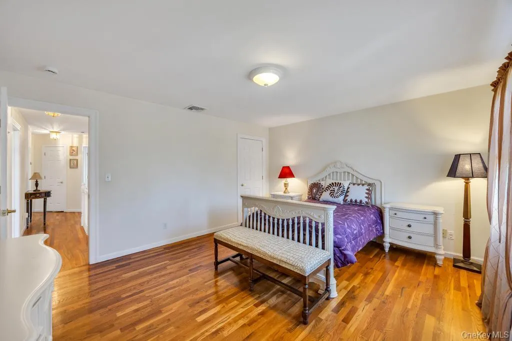 64 Cottage Place, North Hempstead, NY, 4 Bedrooms Bedrooms, 8 Rooms Rooms,3 BathroomsBathrooms,Residential,For Rent,Cottage,0,990928 64 Cottage Place, North Hempstead, NY, 4 Bedrooms Bedrooms, 8 Rooms Rooms,3 BathroomsBathrooms,Residential,For Rent,Cottage,0,990928