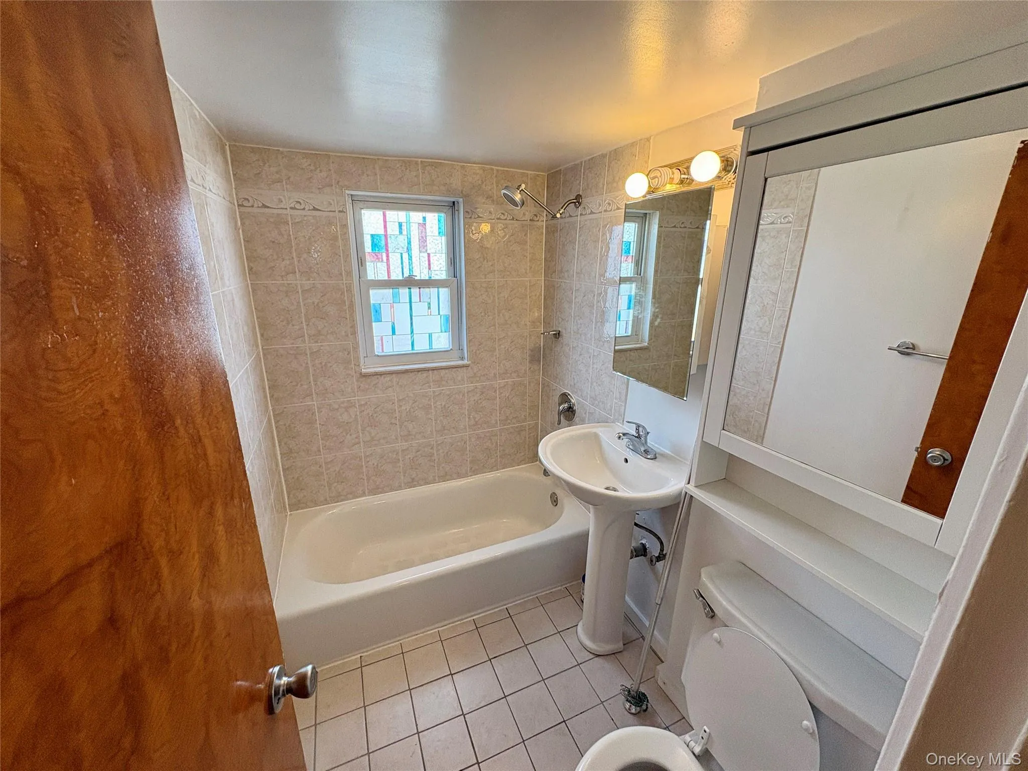17 Dalton Road, Yonkers, NY, 2 Bedrooms Bedrooms, 6 Rooms Rooms,1 BathroomBathrooms,Residential Lease,For Rent,Dalton,0,990940 17 Dalton Road, Yonkers, NY, 2 Bedrooms Bedrooms, 6 Rooms Rooms,1 BathroomBathrooms,Residential Lease,For Rent,Dalton,0,990940