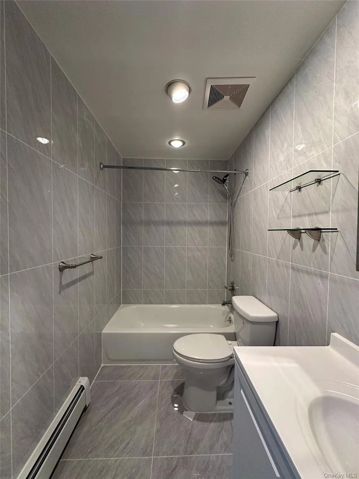 14912 83rd Street, New York, NY, 3 Bedrooms Bedrooms, 6 Rooms Rooms,2 BathroomsBathrooms,Residential Lease,For Rent,83rd,0,990953 14912 83rd Street, New York, NY, 3 Bedrooms Bedrooms, 6 Rooms Rooms,2 BathroomsBathrooms,Residential Lease,For Rent,83rd,0,990953