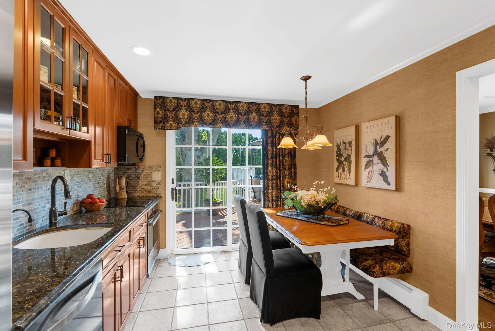 14 Jane Drive, Oyster Bay, NY, 4 Bedrooms Bedrooms, 8 Rooms Rooms,2 BathroomsBathrooms,Residential,For Rent,Jane,0,990960 14 Jane Drive, Oyster Bay, NY, 4 Bedrooms Bedrooms, 8 Rooms Rooms,2 BathroomsBathrooms,Residential,For Rent,Jane,0,990960