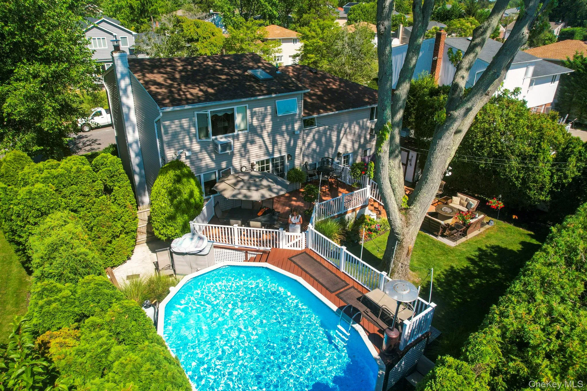 14 Jane Drive, Oyster Bay, NY, 4 Bedrooms Bedrooms, 8 Rooms Rooms,2 BathroomsBathrooms,Residential,For Rent,Jane,0,990960 14 Jane Drive, Oyster Bay, NY, 4 Bedrooms Bedrooms, 8 Rooms Rooms,2 BathroomsBathrooms,Residential,For Rent,Jane,0,990960