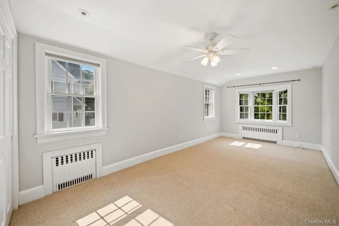 72 Grand Boulevard, Eastchester, NY, 4 Bedrooms Bedrooms, 10 Rooms Rooms,3 BathroomsBathrooms,Residential Lease,For Rent,Grand,0,990963 72 Grand Boulevard, Eastchester, NY, 4 Bedrooms Bedrooms, 10 Rooms Rooms,3 BathroomsBathrooms,Residential Lease,For Rent,Grand,0,990963