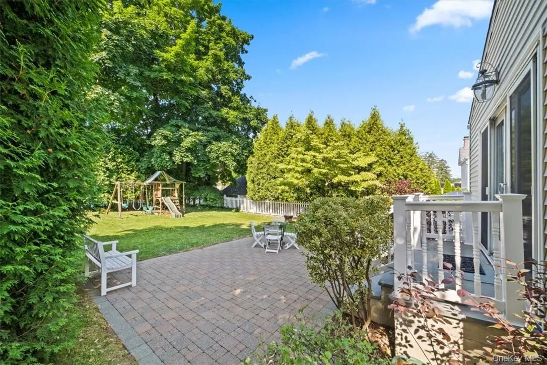 72 Grand Boulevard, Eastchester, NY, 4 Bedrooms Bedrooms, 10 Rooms Rooms,3 BathroomsBathrooms,Residential Lease,For Rent,Grand,0,990963 72 Grand Boulevard, Eastchester, NY, 4 Bedrooms Bedrooms, 10 Rooms Rooms,3 BathroomsBathrooms,Residential Lease,For Rent,Grand,0,990963