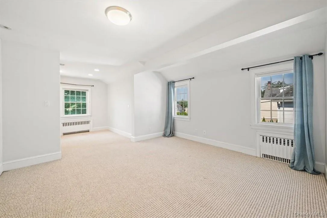 72 Grand Boulevard, Eastchester, NY, 4 Bedrooms Bedrooms, 10 Rooms Rooms,3 BathroomsBathrooms,Residential Lease,For Rent,Grand,0,990963 72 Grand Boulevard, Eastchester, NY, 4 Bedrooms Bedrooms, 10 Rooms Rooms,3 BathroomsBathrooms,Residential Lease,For Rent,Grand,0,990963