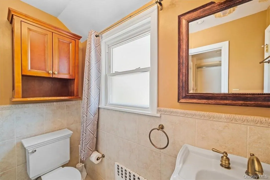 72 Grand Boulevard, Eastchester, NY, 4 Bedrooms Bedrooms, 10 Rooms Rooms,3 BathroomsBathrooms,Residential Lease,For Rent,Grand,0,990963 72 Grand Boulevard, Eastchester, NY, 4 Bedrooms Bedrooms, 10 Rooms Rooms,3 BathroomsBathrooms,Residential Lease,For Rent,Grand,0,990963