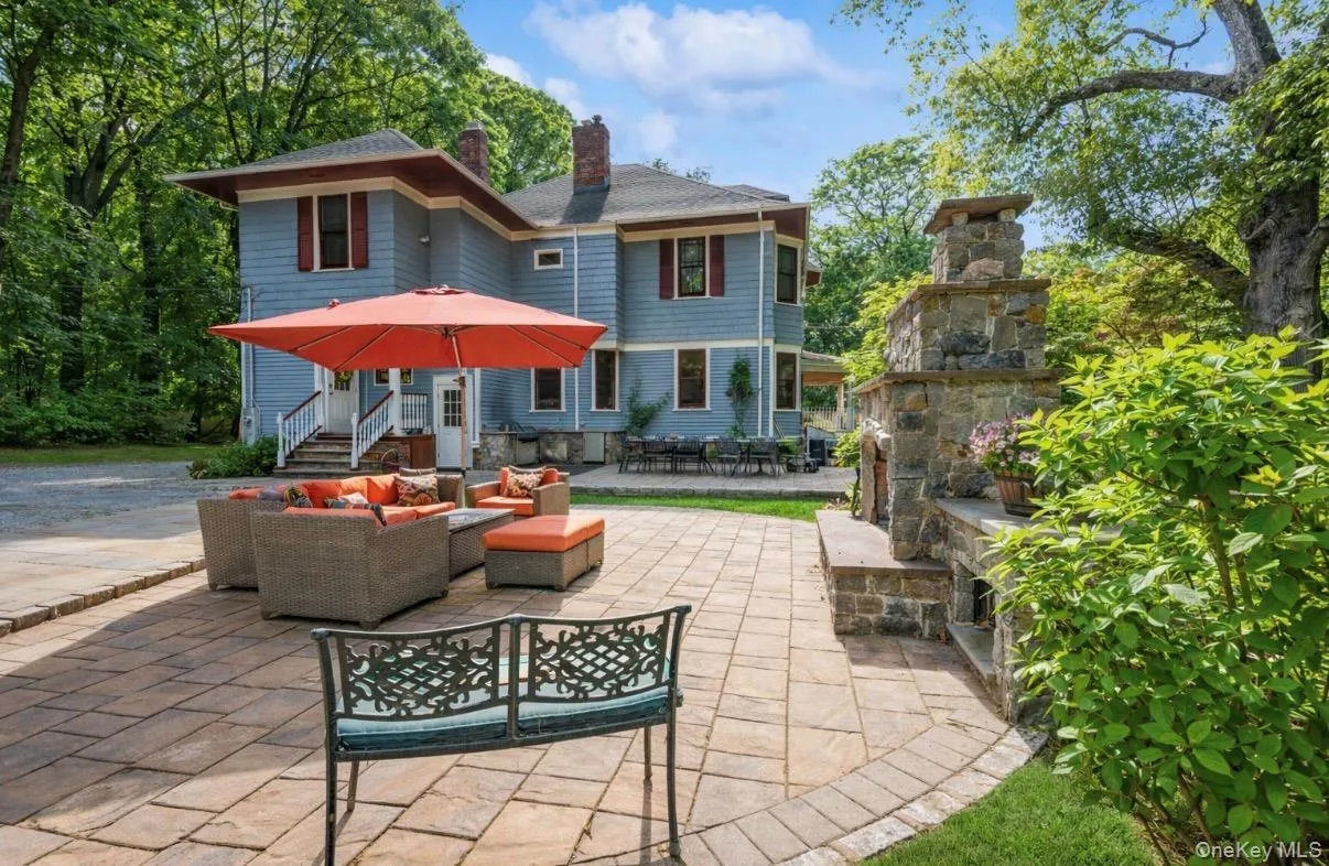 110 Red Spring Lane, Glen Cove, NY, 4 Bedrooms Bedrooms, 10 Rooms Rooms,3 BathroomsBathrooms,Residential,For Rent,Red Spring,0,990965 110 Red Spring Lane, Glen Cove, NY, 4 Bedrooms Bedrooms, 10 Rooms Rooms,3 BathroomsBathrooms,Residential,For Rent,Red Spring,0,990965