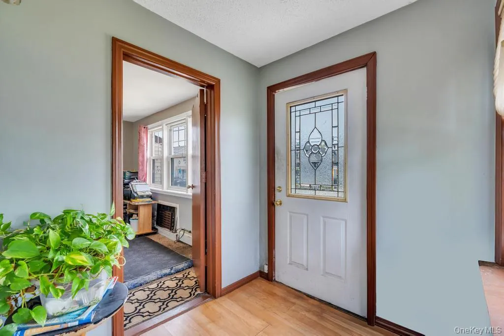 20 Ronald Place, Hempstead, NY, 4 Bedrooms Bedrooms, 7 Rooms Rooms,2 BathroomsBathrooms,Residential,For Rent,Ronald,0,990980 20 Ronald Place, Hempstead, NY, 4 Bedrooms Bedrooms, 7 Rooms Rooms,2 BathroomsBathrooms,Residential,For Rent,Ronald,0,990980