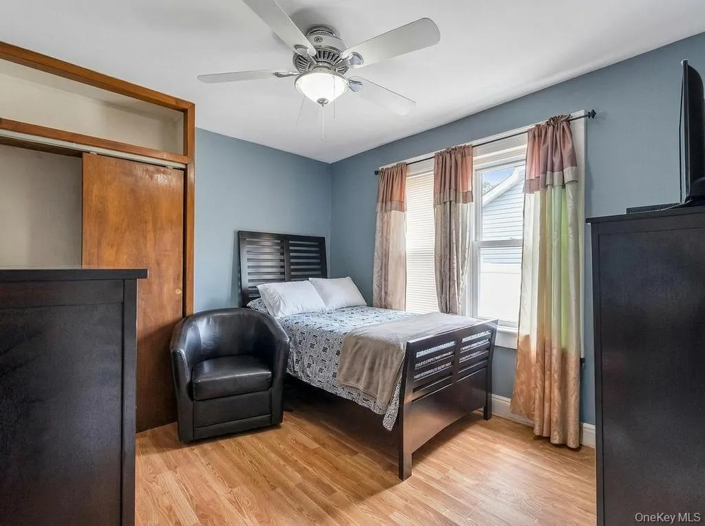 20 Ronald Place, Hempstead, NY, 4 Bedrooms Bedrooms, 7 Rooms Rooms,2 BathroomsBathrooms,Residential,For Rent,Ronald,0,990980 20 Ronald Place, Hempstead, NY, 4 Bedrooms Bedrooms, 7 Rooms Rooms,2 BathroomsBathrooms,Residential,For Rent,Ronald,0,990980