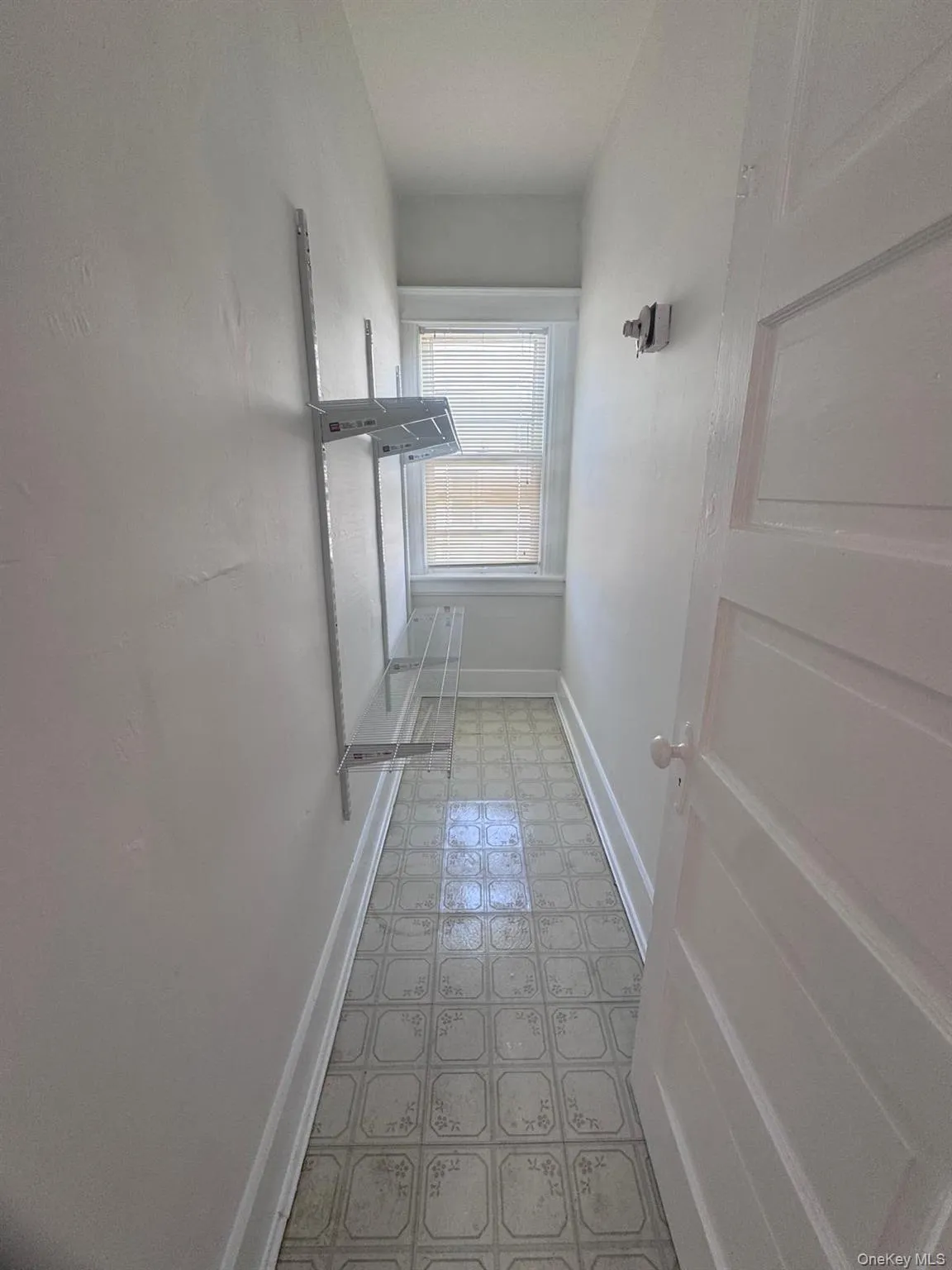 106 South Avenue, Poughkeepsie, NY, 2 Bedrooms Bedrooms, 5 Rooms Rooms,1 BathroomBathrooms,Residential Lease,For Rent,South,0,990982 106 South Avenue, Poughkeepsie, NY, 2 Bedrooms Bedrooms, 5 Rooms Rooms,1 BathroomBathrooms,Residential Lease,For Rent,South,0,990982